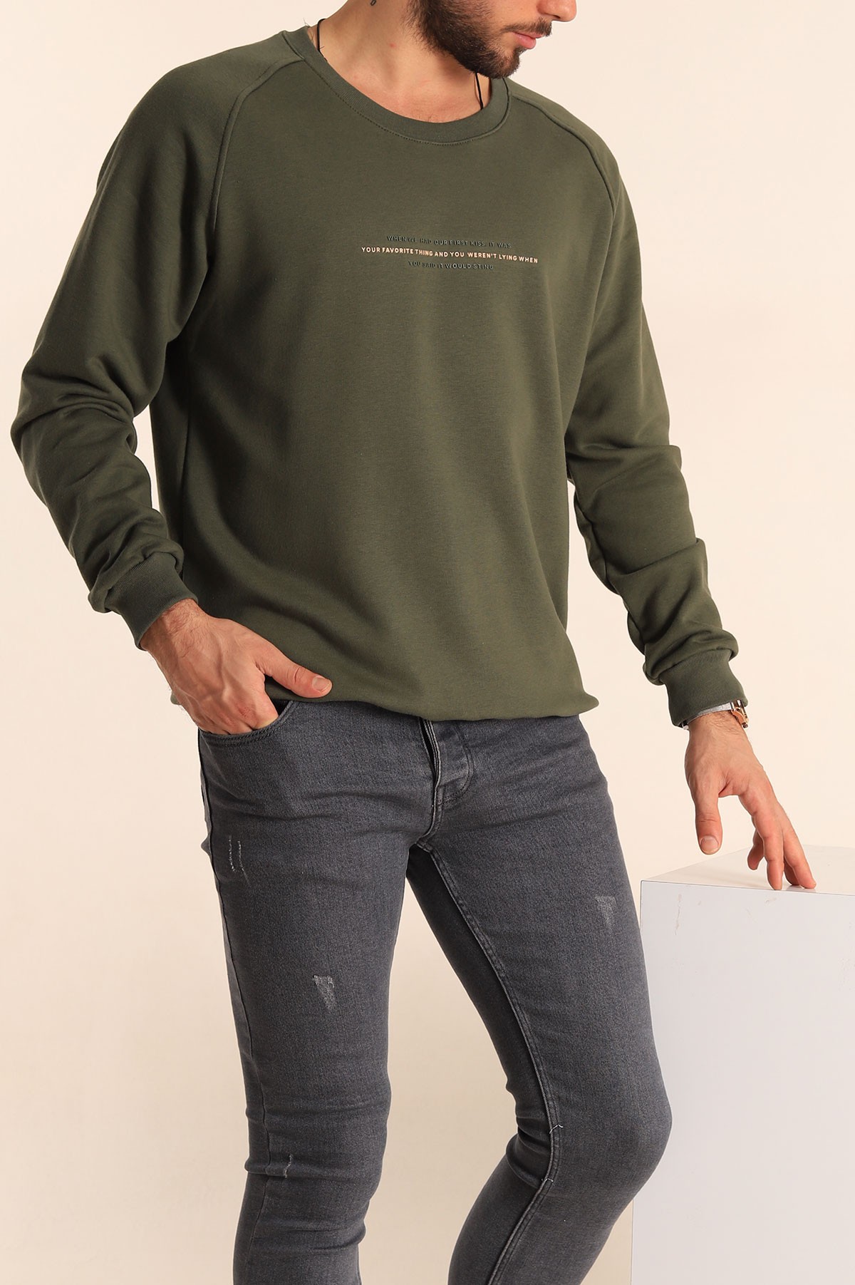 Haki Relaxed Fit Şardonsuz Kabartma Yazılı Erkek Sweatshirt 221463