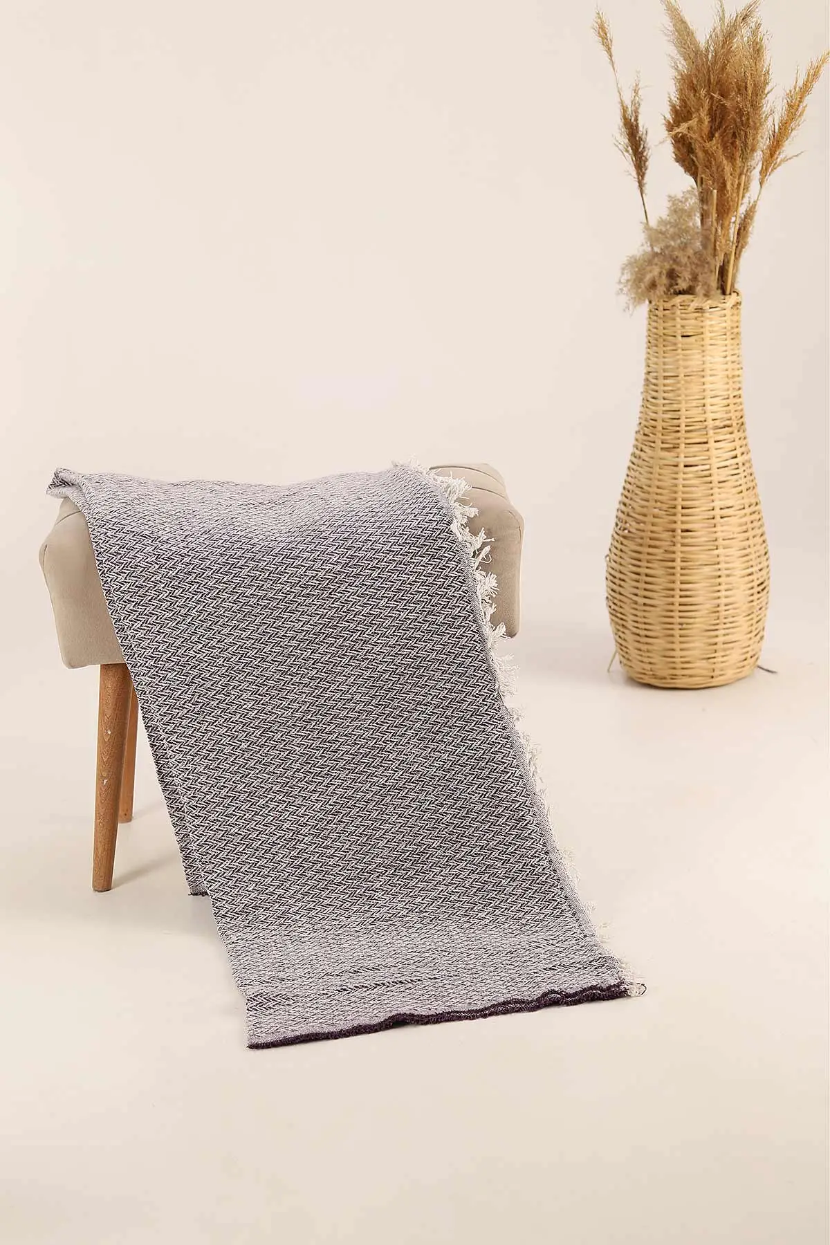 170x210 Çok Amaçlı Püsküllü Koltuk Örtüsü 257659