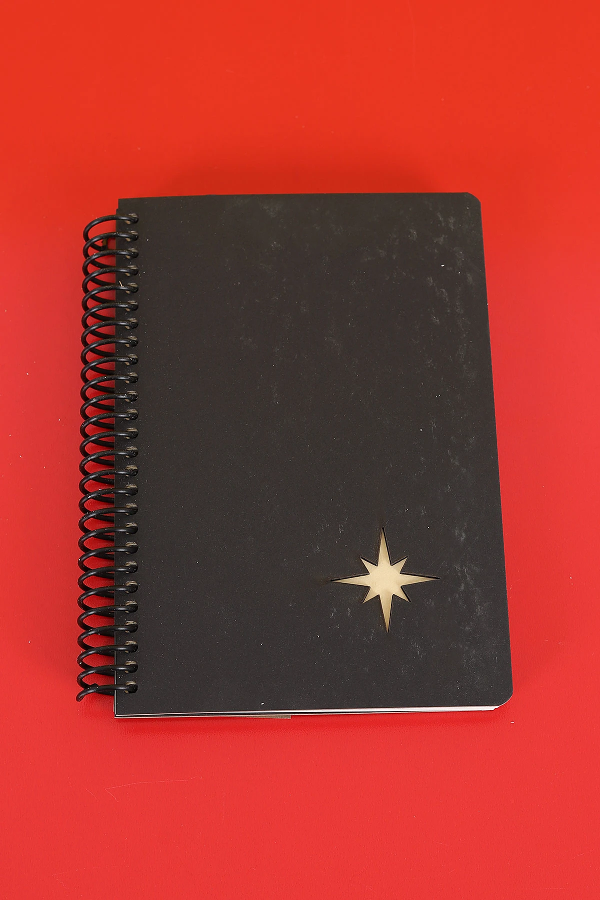 17x24 Tokaç Sert Kapak Lazer Kesim Kareli Defter 100 Yaprak 295930