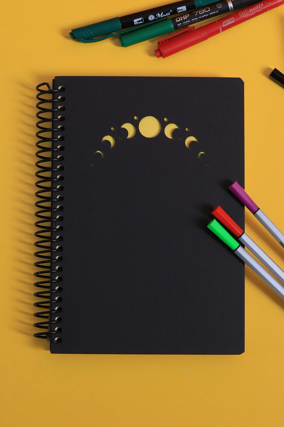 17x24 Tokaç Sert Kapak Lazer Kesim Kareli Defter 100 Yaprak 296442