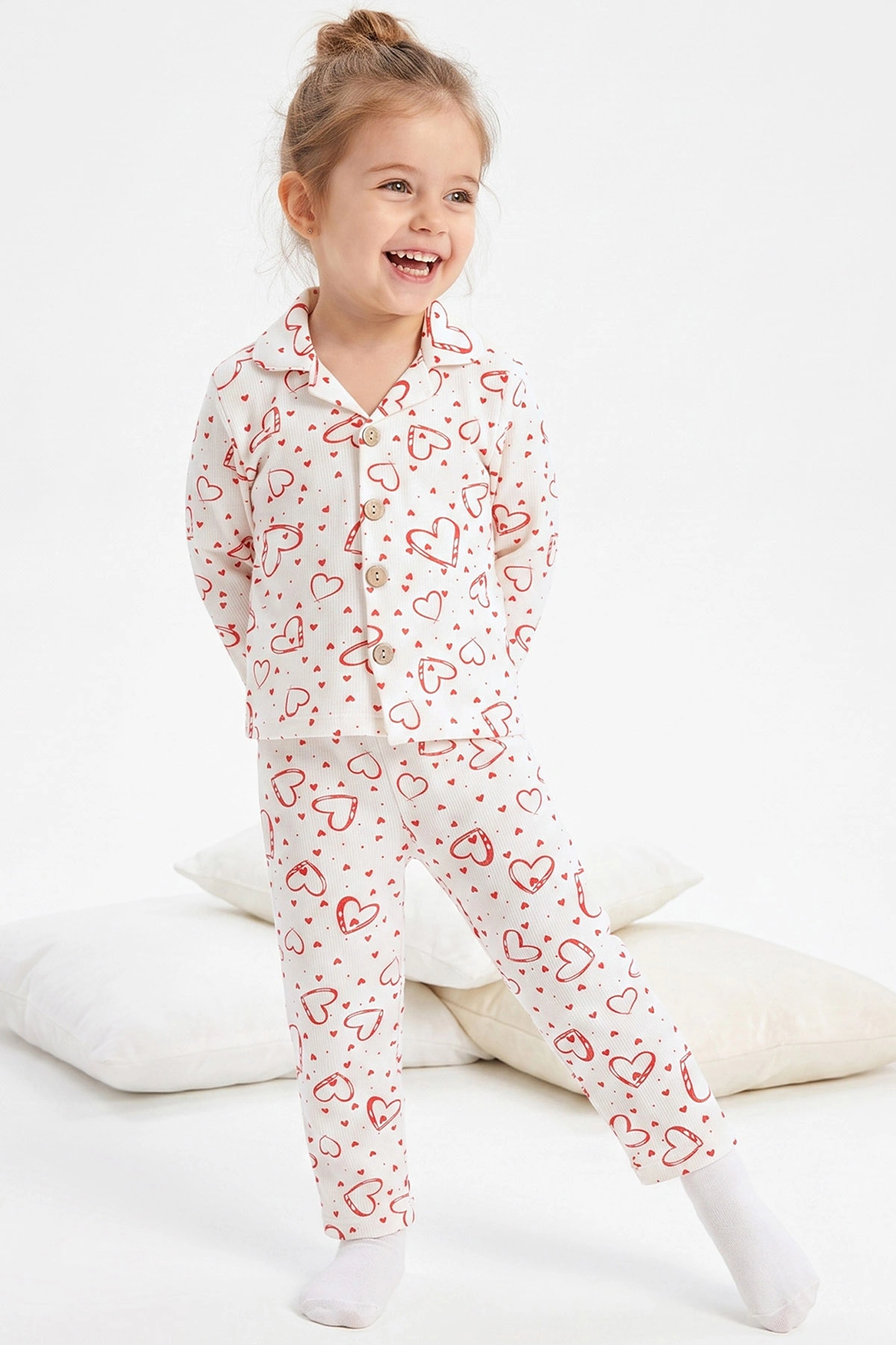 (2-6 Yaş) Kalp Desenli Önden Düğmeli Hafif Şardonlu Fitilli Kız Çocuk Pijama Takım 491169
