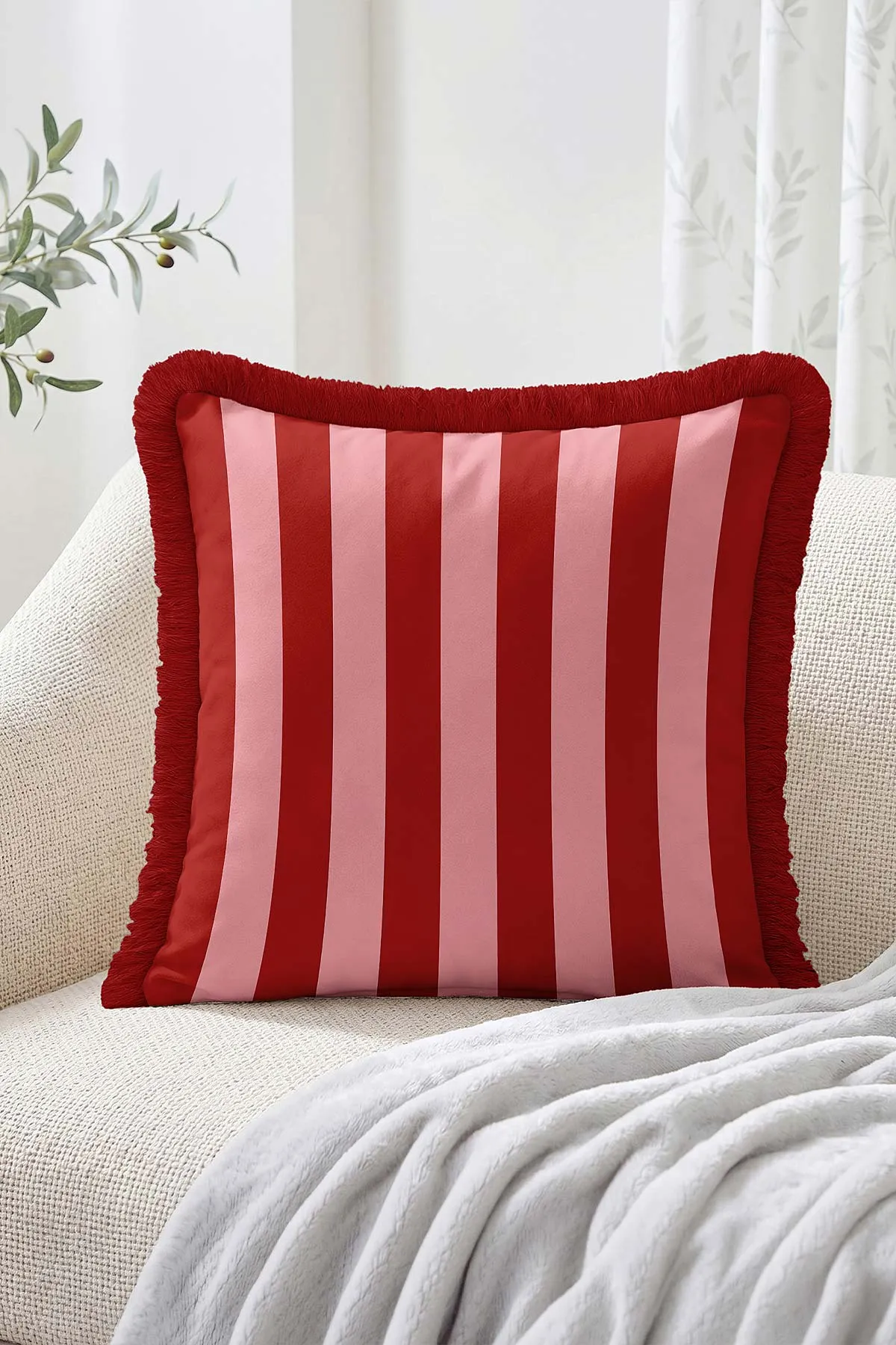 43x43 Cm Dijital Baskılı Fermuarlı Çift Taraflı Saçaklı Kırlent Kılıfı 483391