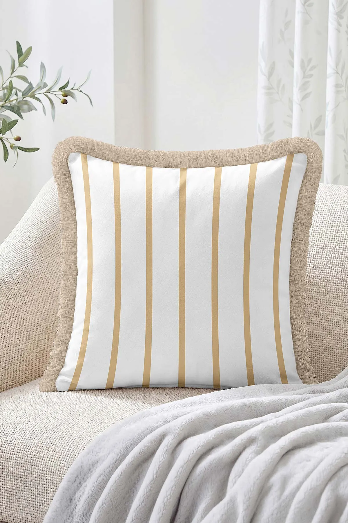 43x43 Cm Dijital Baskılı Fermuarlı Çift Taraflı Saçaklı Kırlent Kılıfı 483396