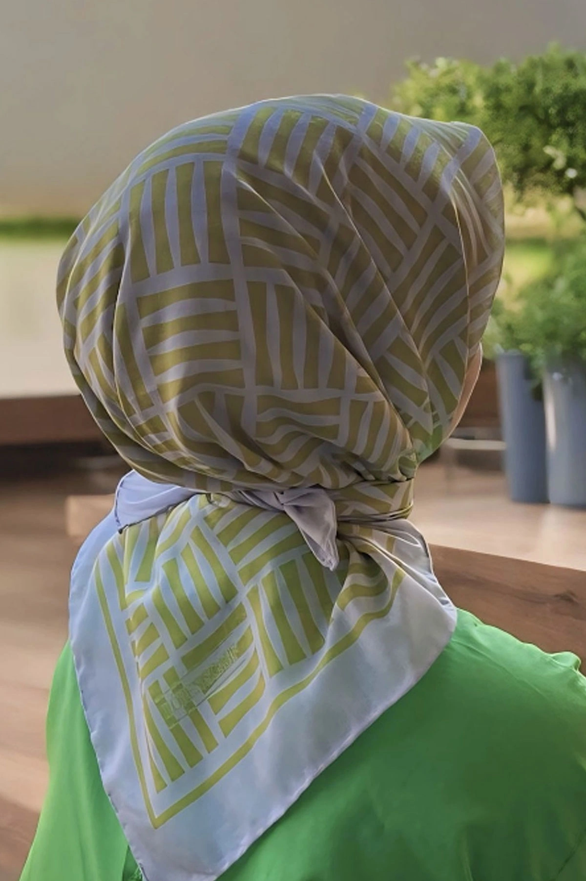 90x90 Baskılı El Dikimi Soft Eşarp 278542