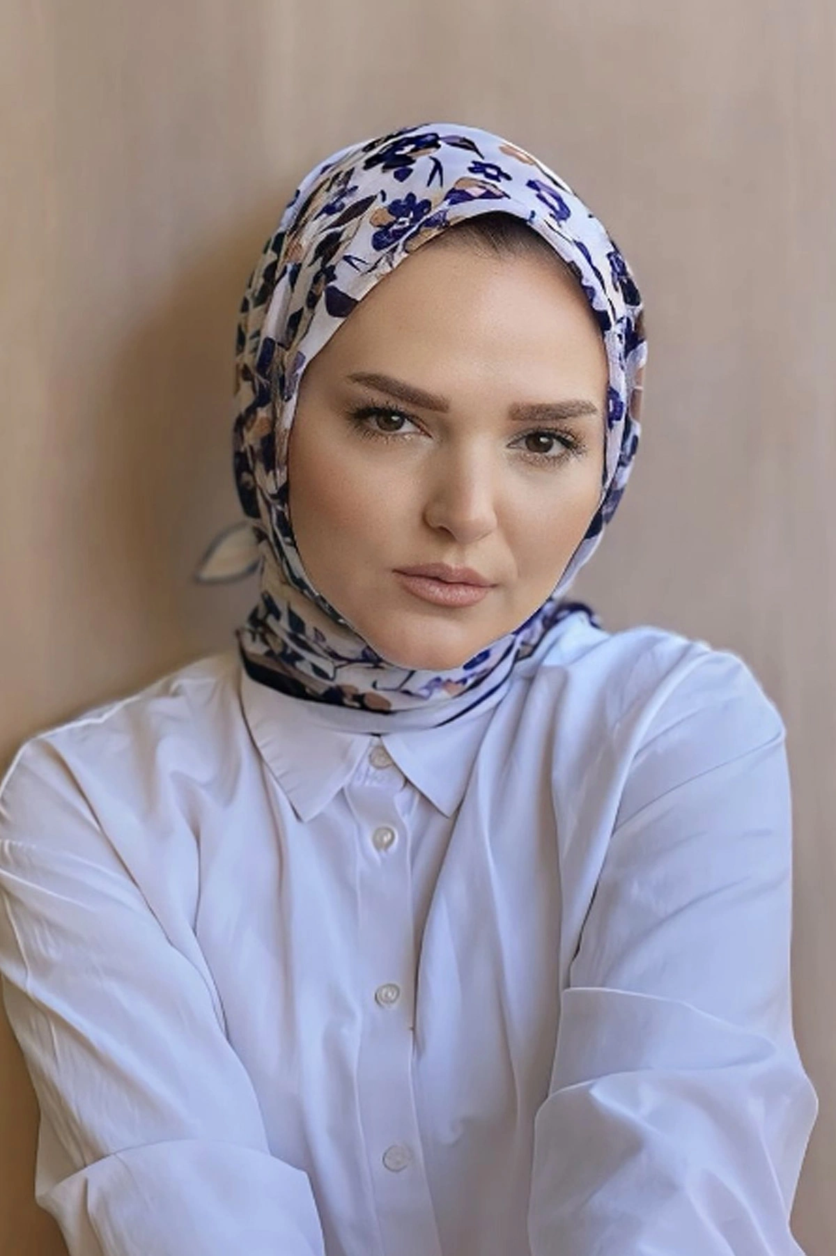 90x90 Baskılı El Dikimi Soft Eşarp 278544