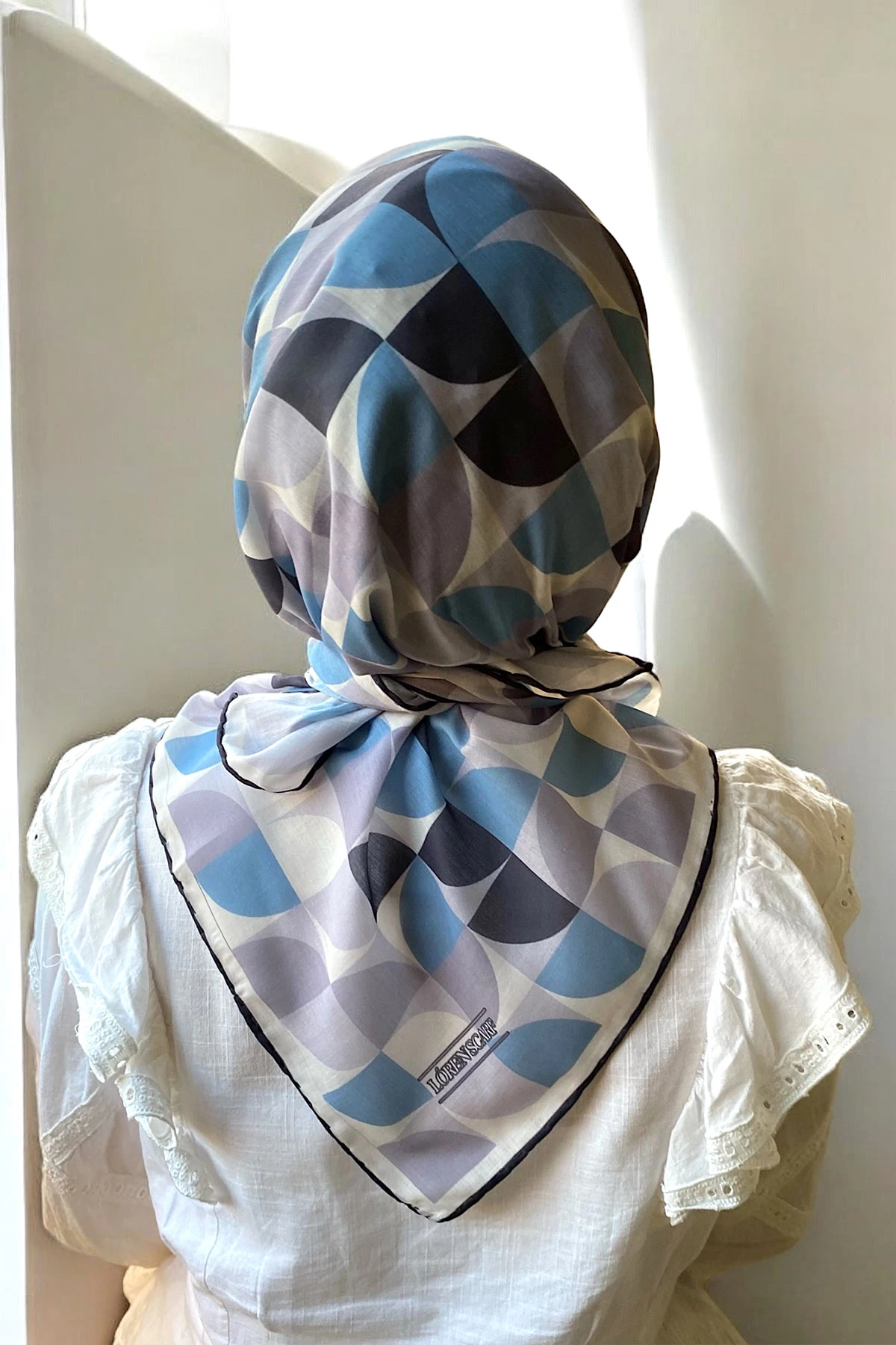 90x90 Baskılı El Dikimi Soft Eşarp 300827