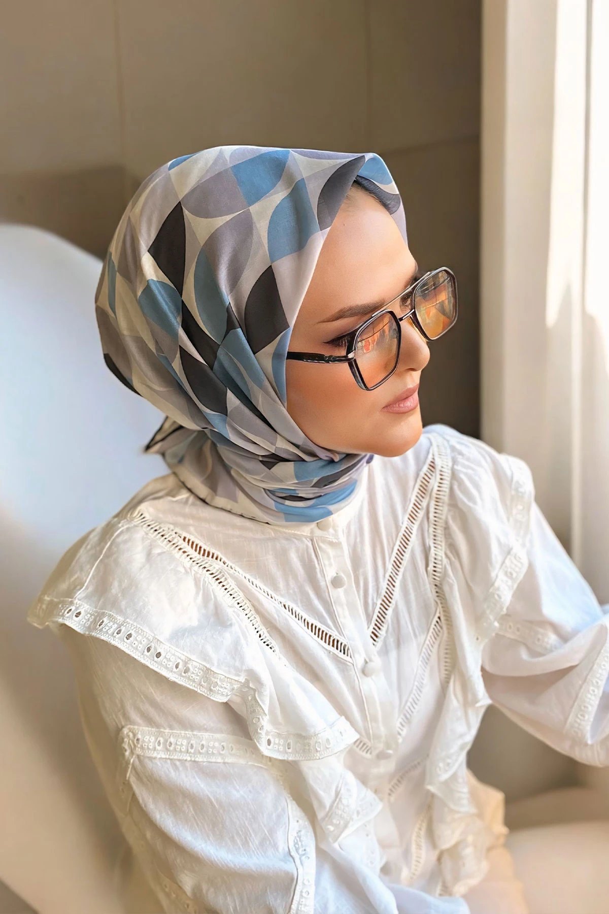 90x90 Baskılı El Dikimi Soft Eşarp 300827