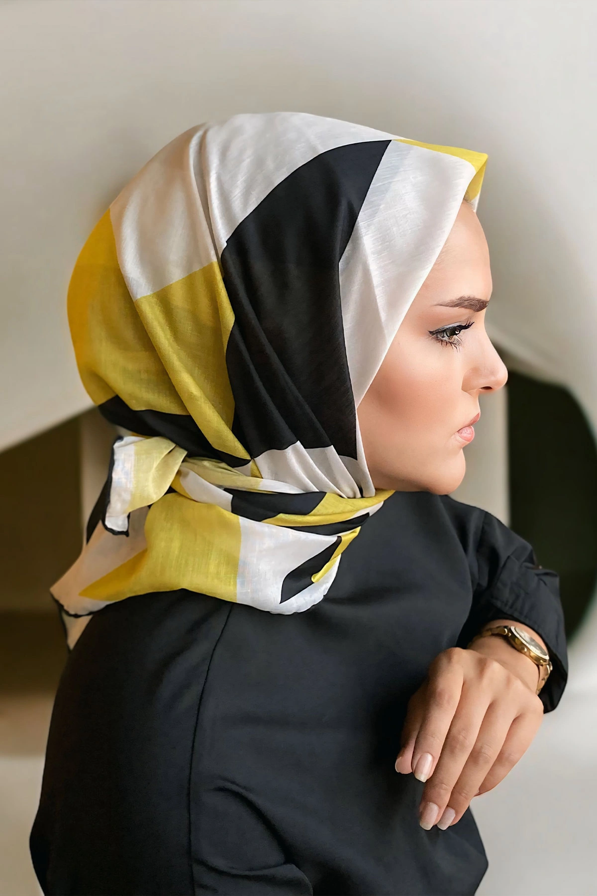 90x90 Baskılı El Dikimi Soft Eşarp 300830