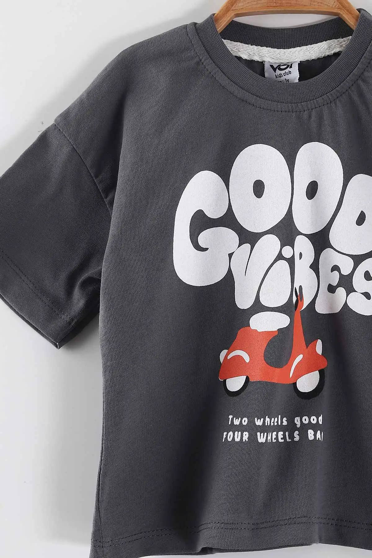 Antrasit (0-4 Yaş)Good Vibes Baskılı Tişörtlü  Şortlu  Erkek Çocuk Yazlık Takım 461724
