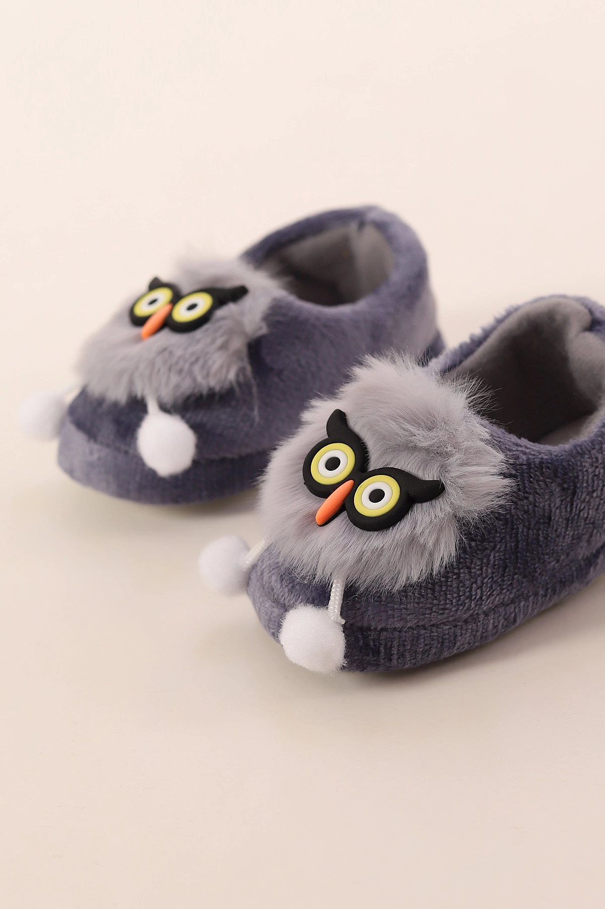 Antrasit ( 25- 30 ) Peluş Figürlü Kız Çocuk Panduf 395543