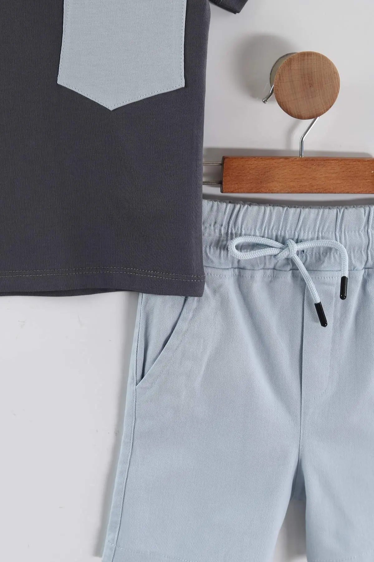 Antrasit (3-10 Yaş) Design Baskılı Gabardin Şortlu Erkek Çocuk Yazlık Takım 443636