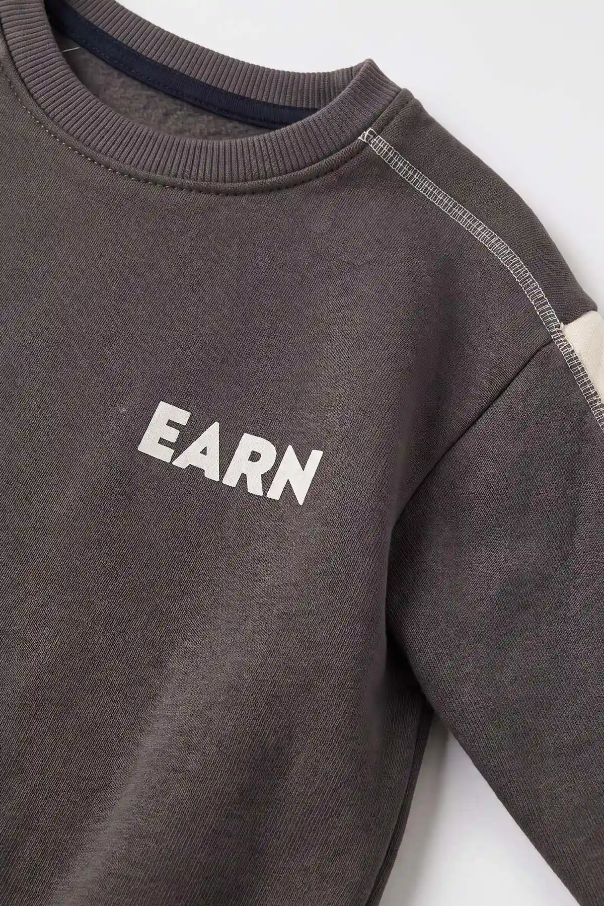 Antrasit (5-12 Yaş) Earn Baskılı     3 İp Şardonlu Erkek Çocuk Kışlık Takım 481531