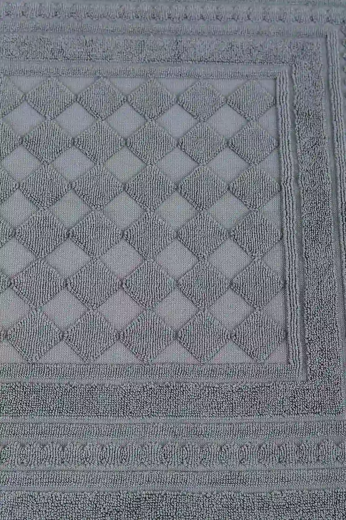 Antrasit 50x70 Cm Piramit Desenli Jakarlı Ayak Havlusu 448887