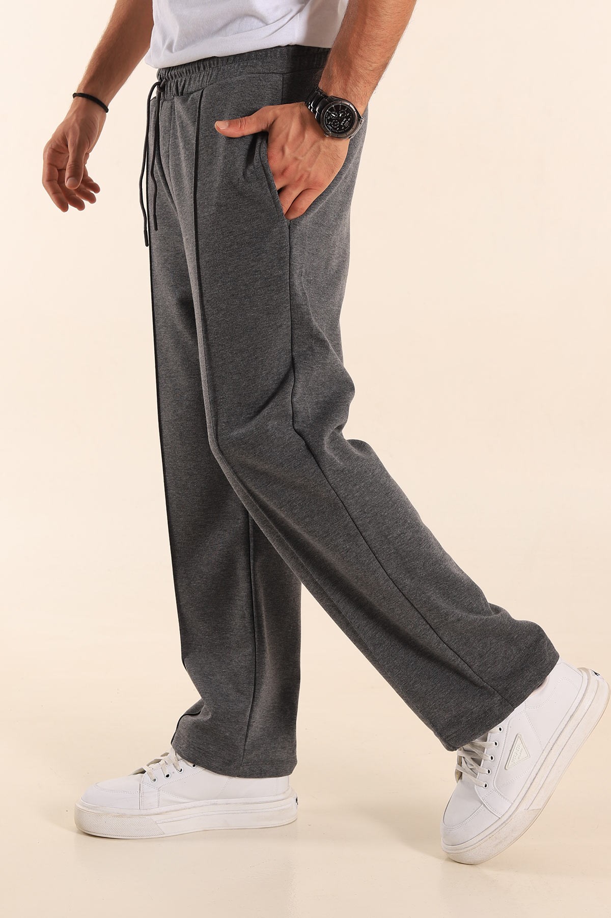 Farishtalar dostlari, xayr, Raf, shafqatsiz jinsiy aloqa