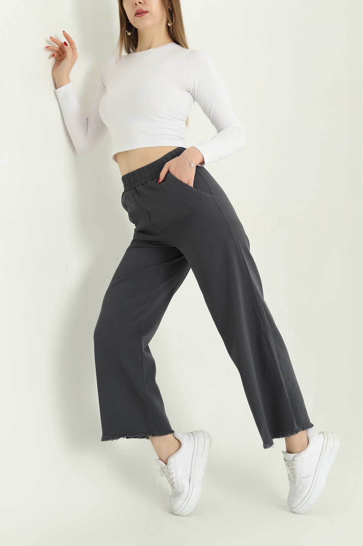 Antrasit Lazer Kesim Bel Lastikli Bayan Gabardin Pantolon 332715