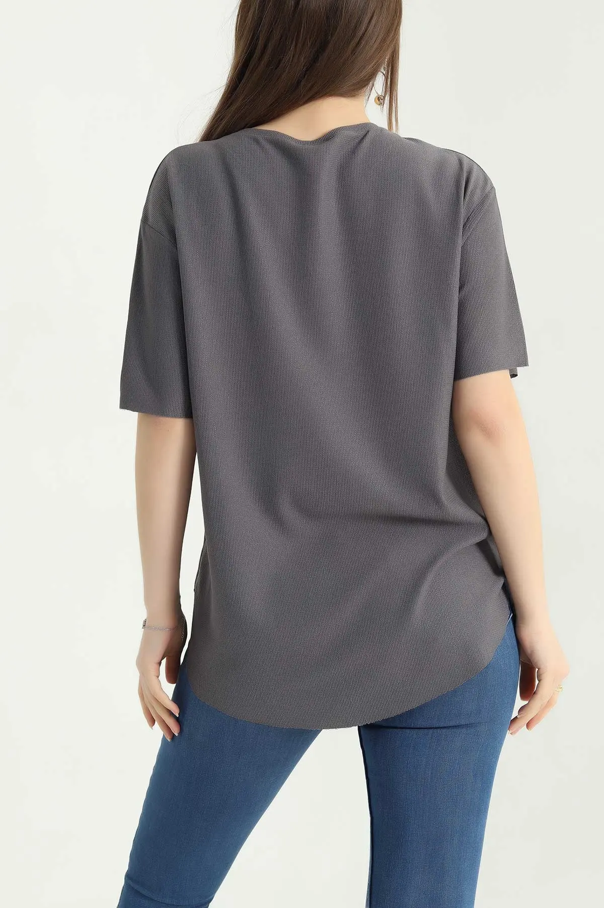 Antrasit Oval Kesim Dokulu Tişört 337673
