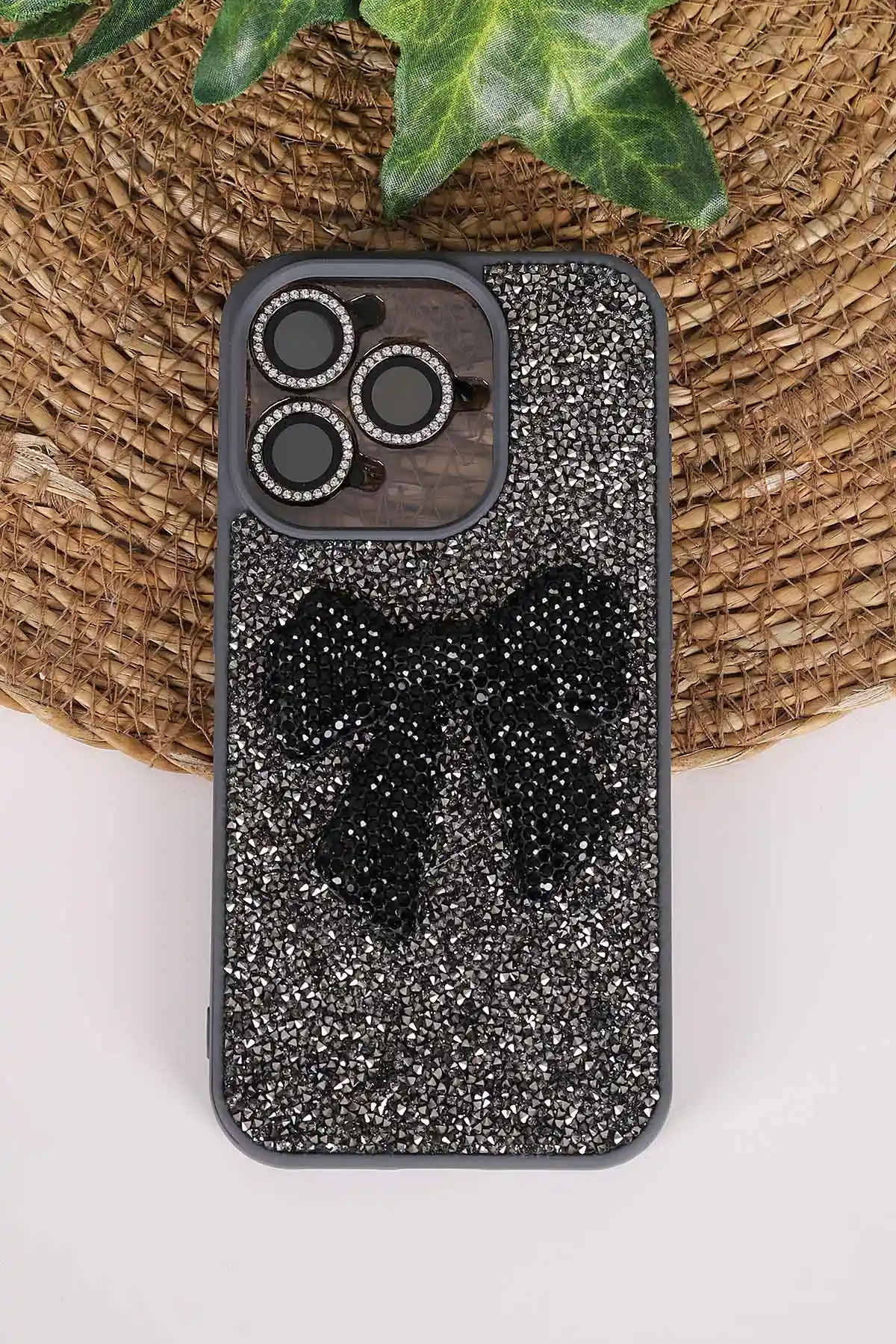 Antrasit TeknoCase İPhone 15 Pro Uyumlu Nelly Diamond Serisi Taşlı Lens Hediyeli Sert Silikon Telefon Kılıfı 480939