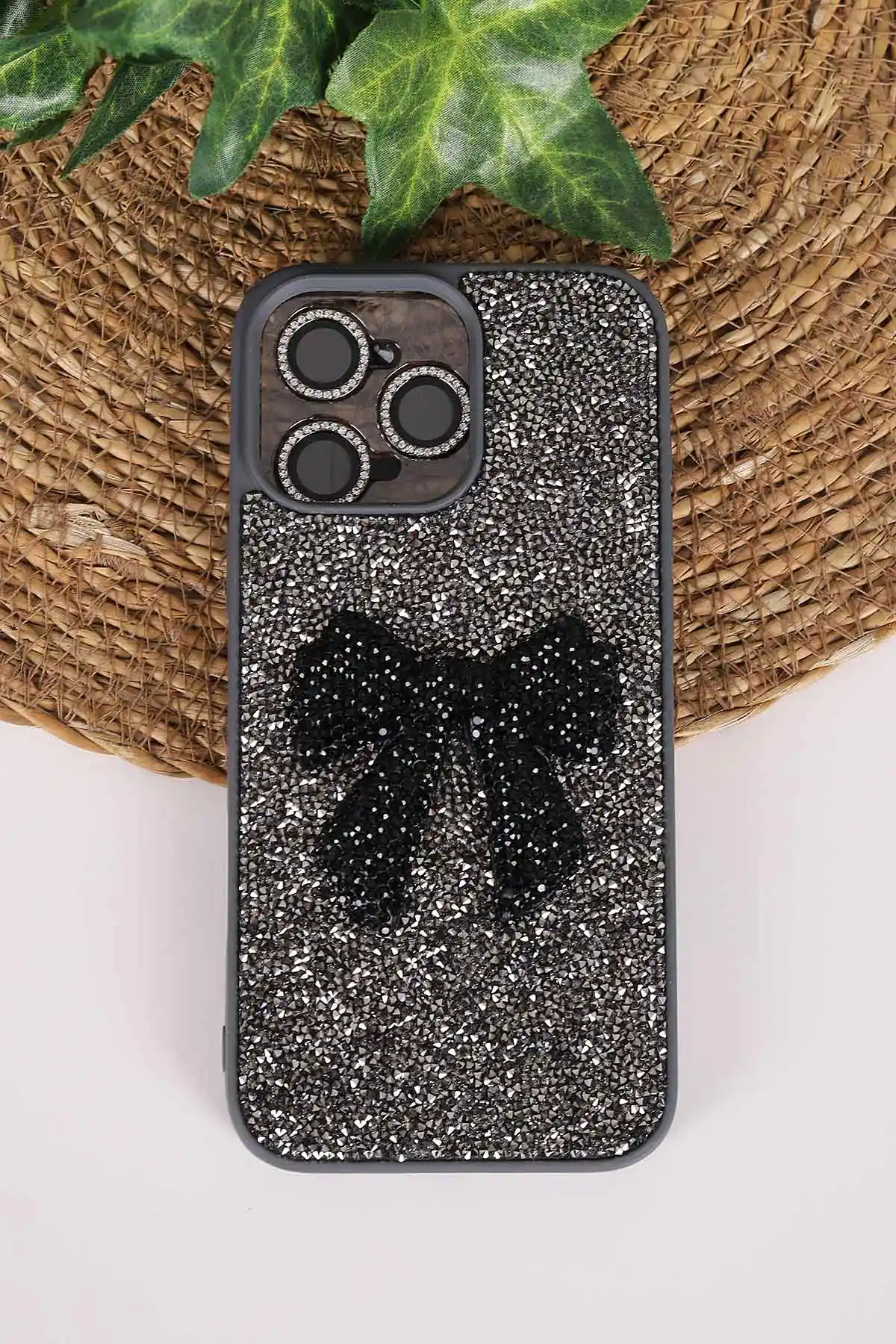 Antrasit TeknoCase İPhone 16 Pro Max Uyumlu Nelly Diamond Serisi Taşlı Lens Hediyeli Sert Silikon Telefon Kılıfı 480958