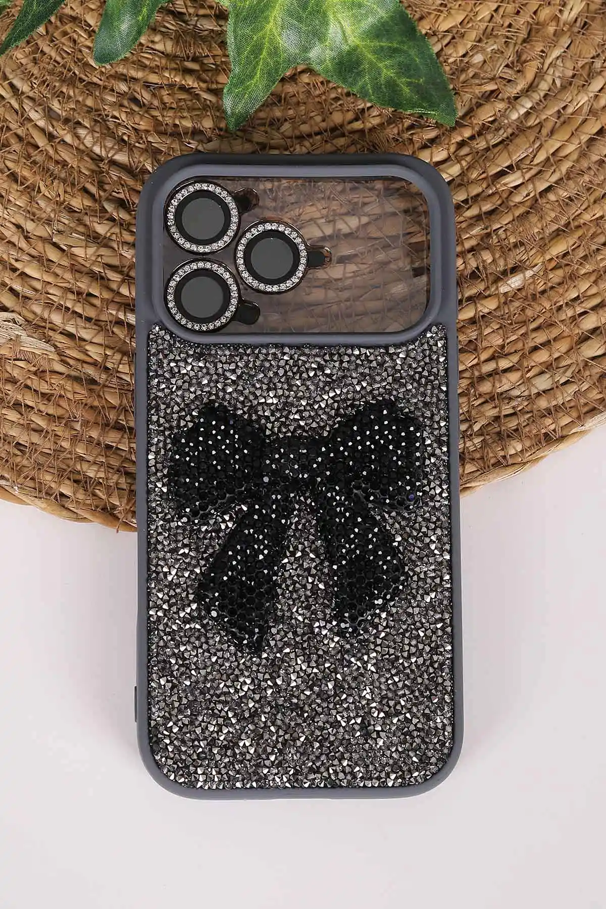 Antrasit TeknoCase İPhone 17 Pro Uyumlu Nelly Diamond Serisi Taşlı Lens Hediyeli Sert Silikon Telefon Kılıfı 480967