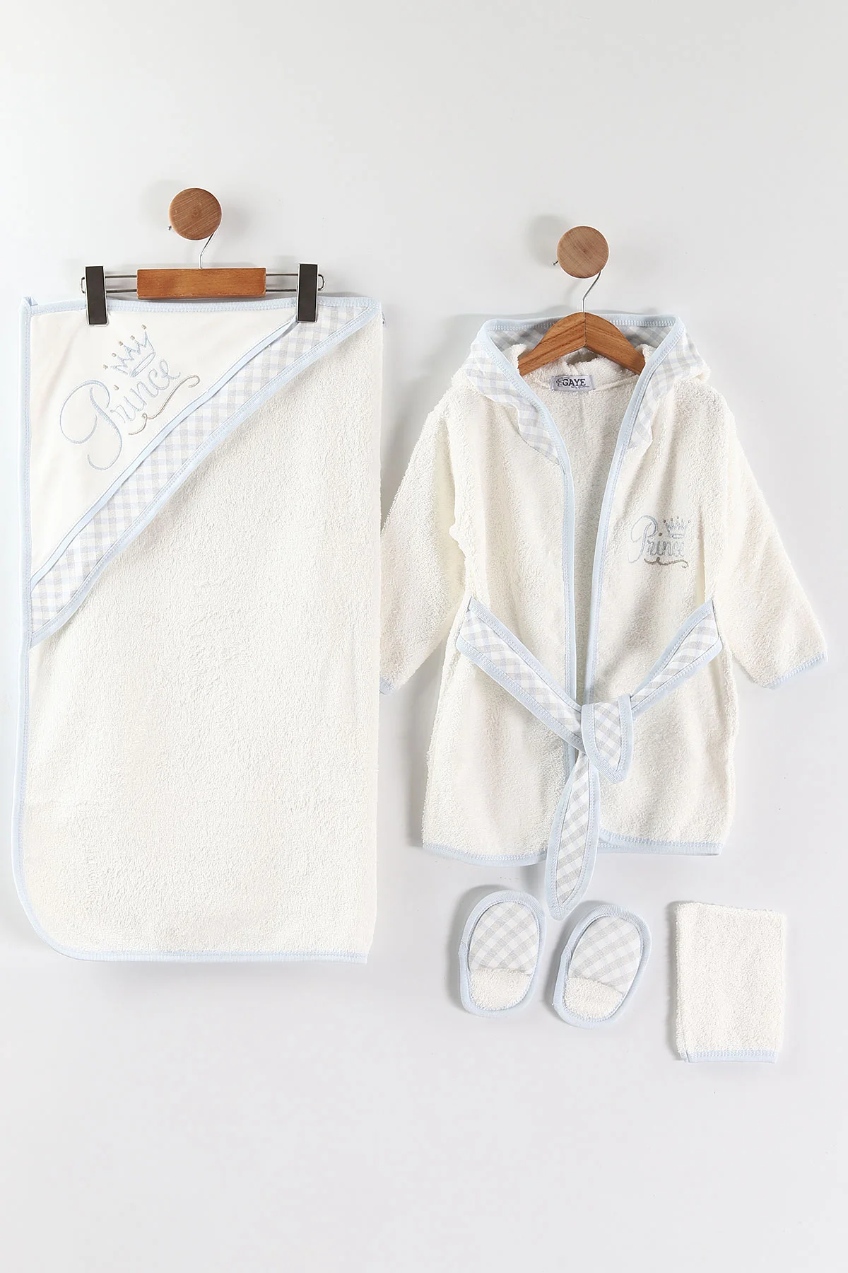 Bebe Mavisi (0-12 Ay) Prince Nakışlı 4'lü Erkek Bebek Bornoz Seti 465815
