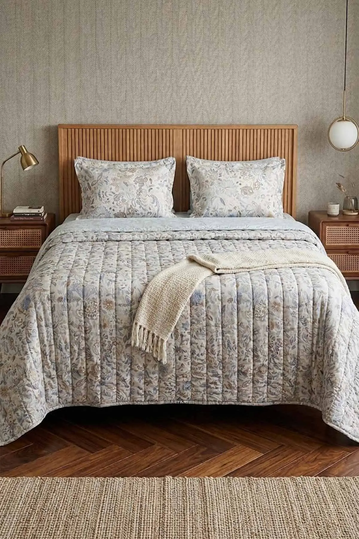 Bebe Mavisi 200x220 Cm Kapitoneli Çift Kişilik Yatak Örtüsü Takımı 465532