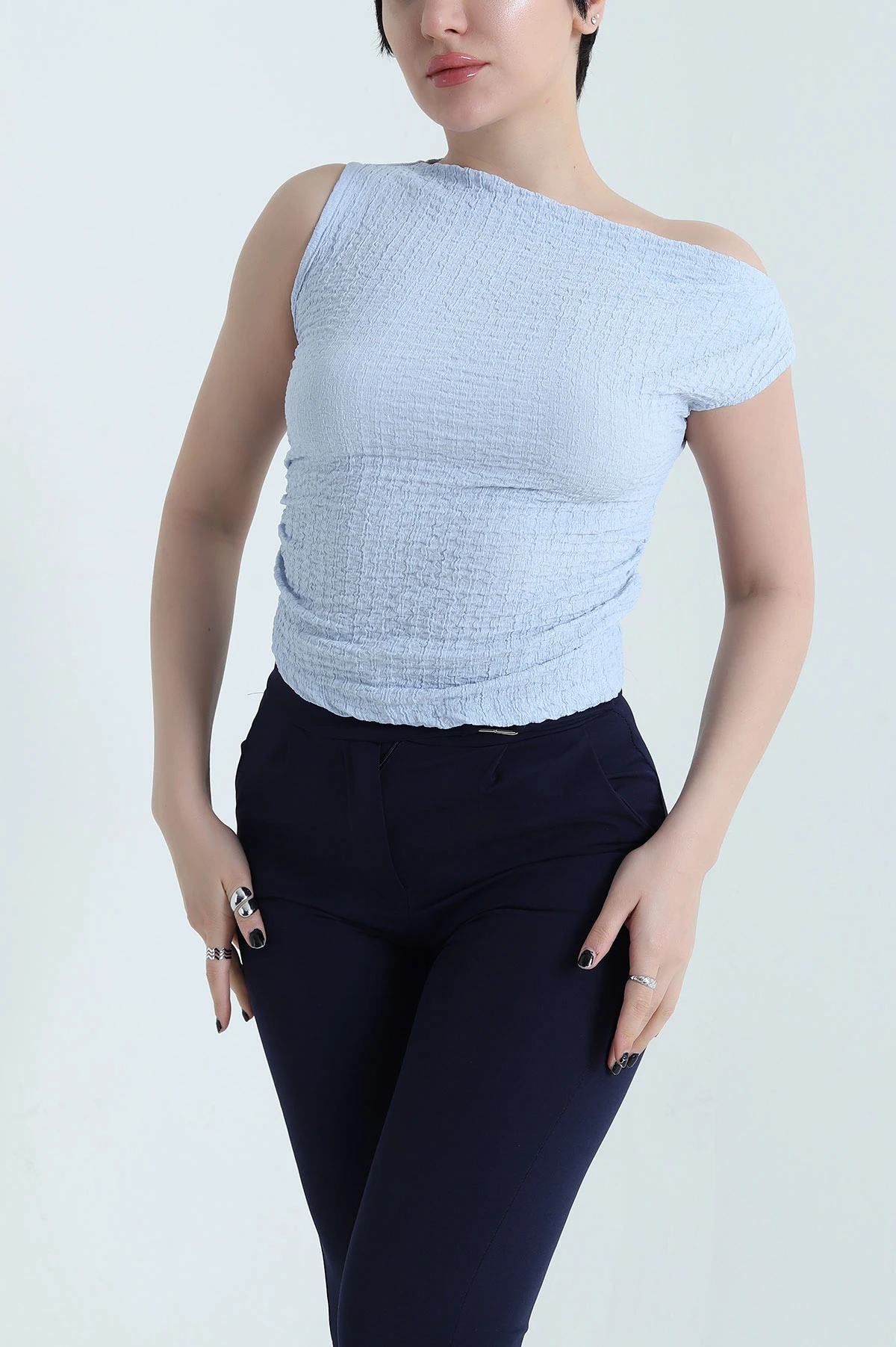 Bebe Mavisi Büzgülü Kolsuz Gofre Kadın Bluz 456292