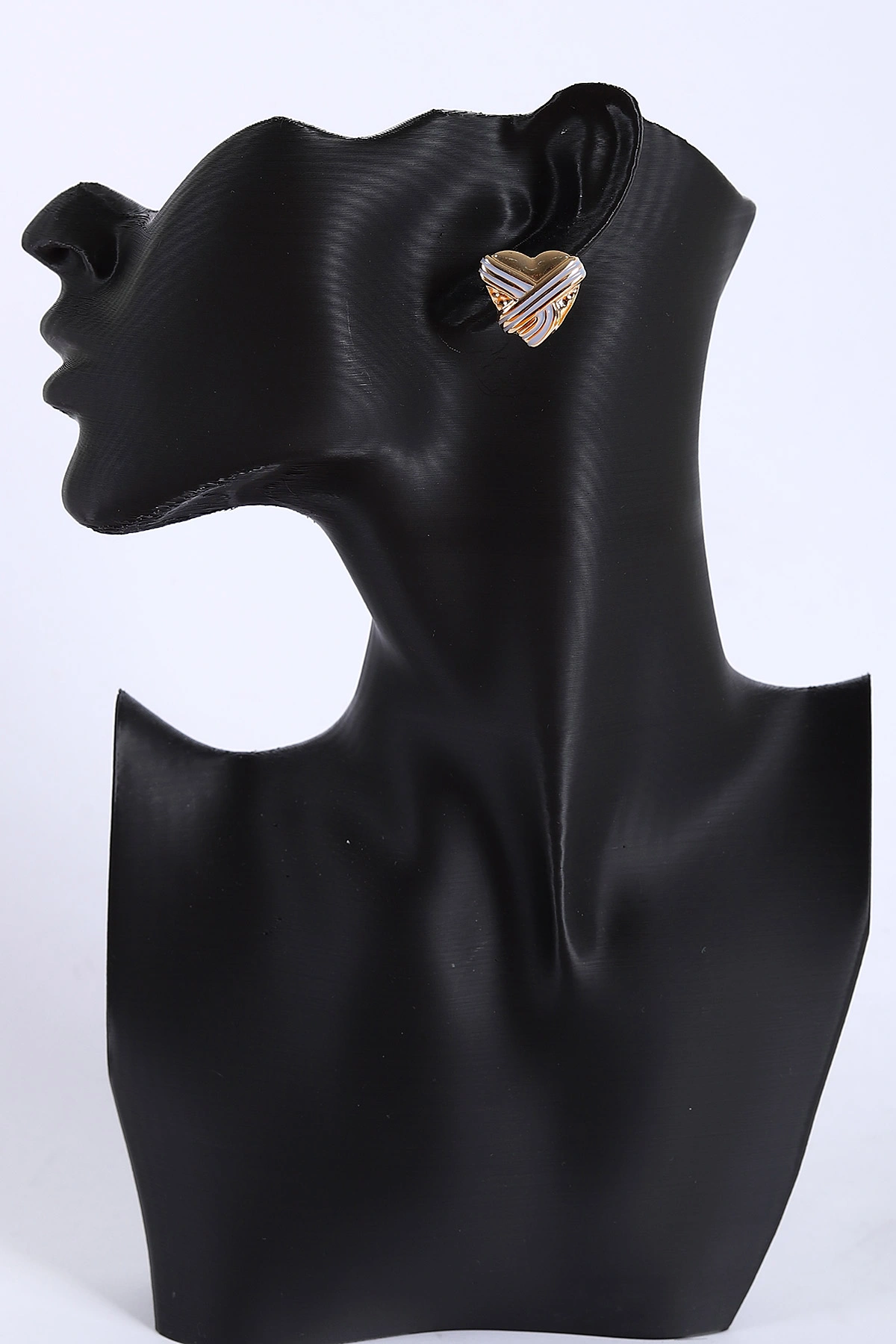 Bebe Mavisi Kalp Model Gold Detaylı Çivi Küpe 368623