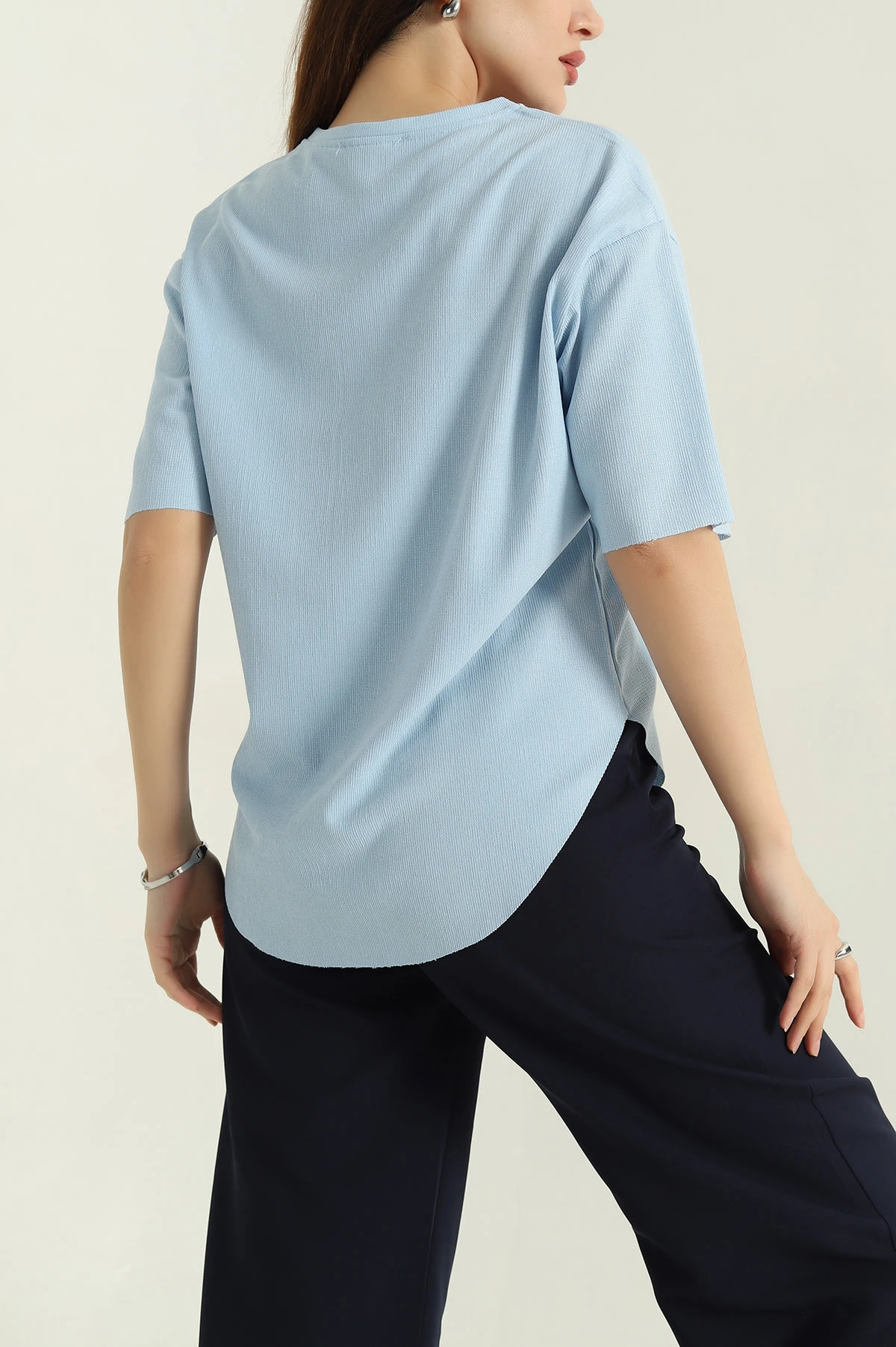 Bebe Mavisi Oval Kesim Kadın Bluz 347099