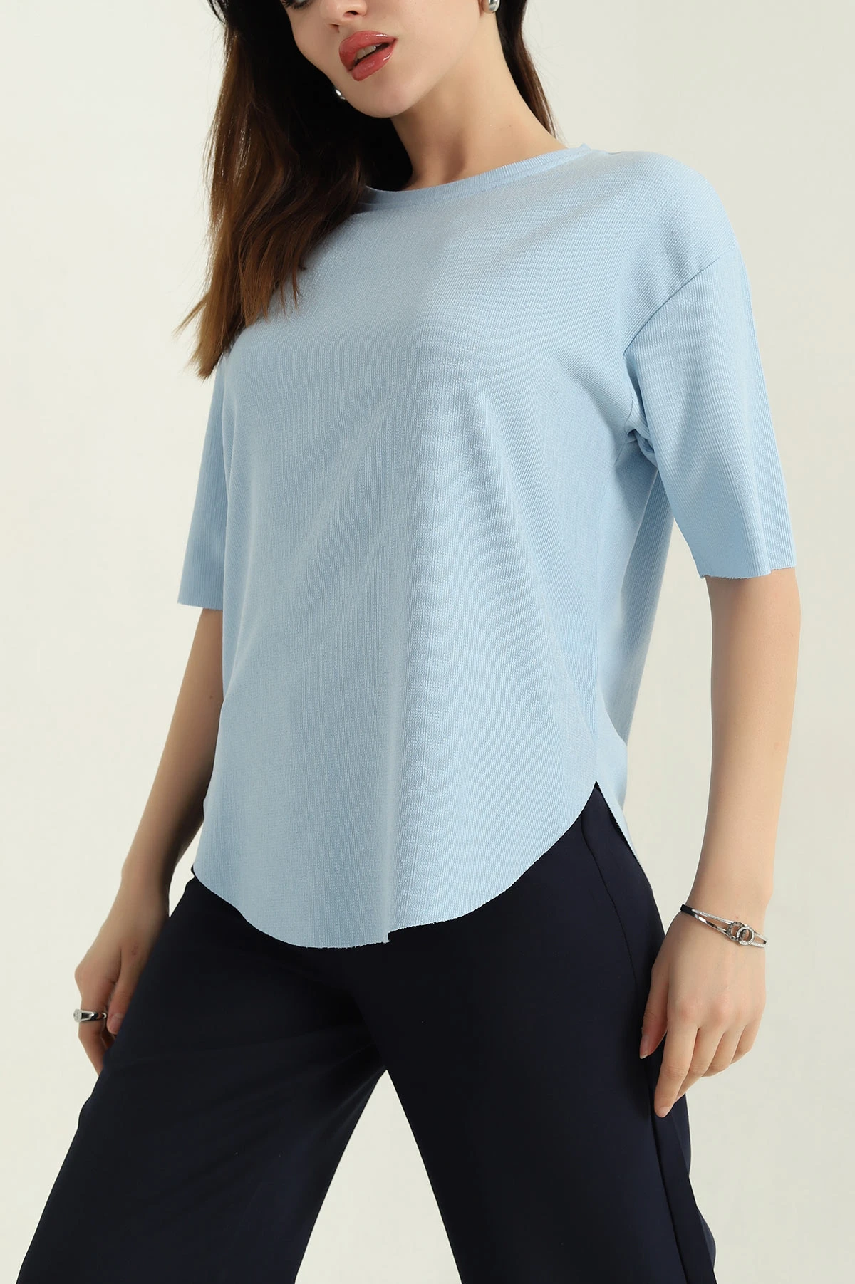 Bebe Mavisi Oval Kesim Kadın Bluz 347099