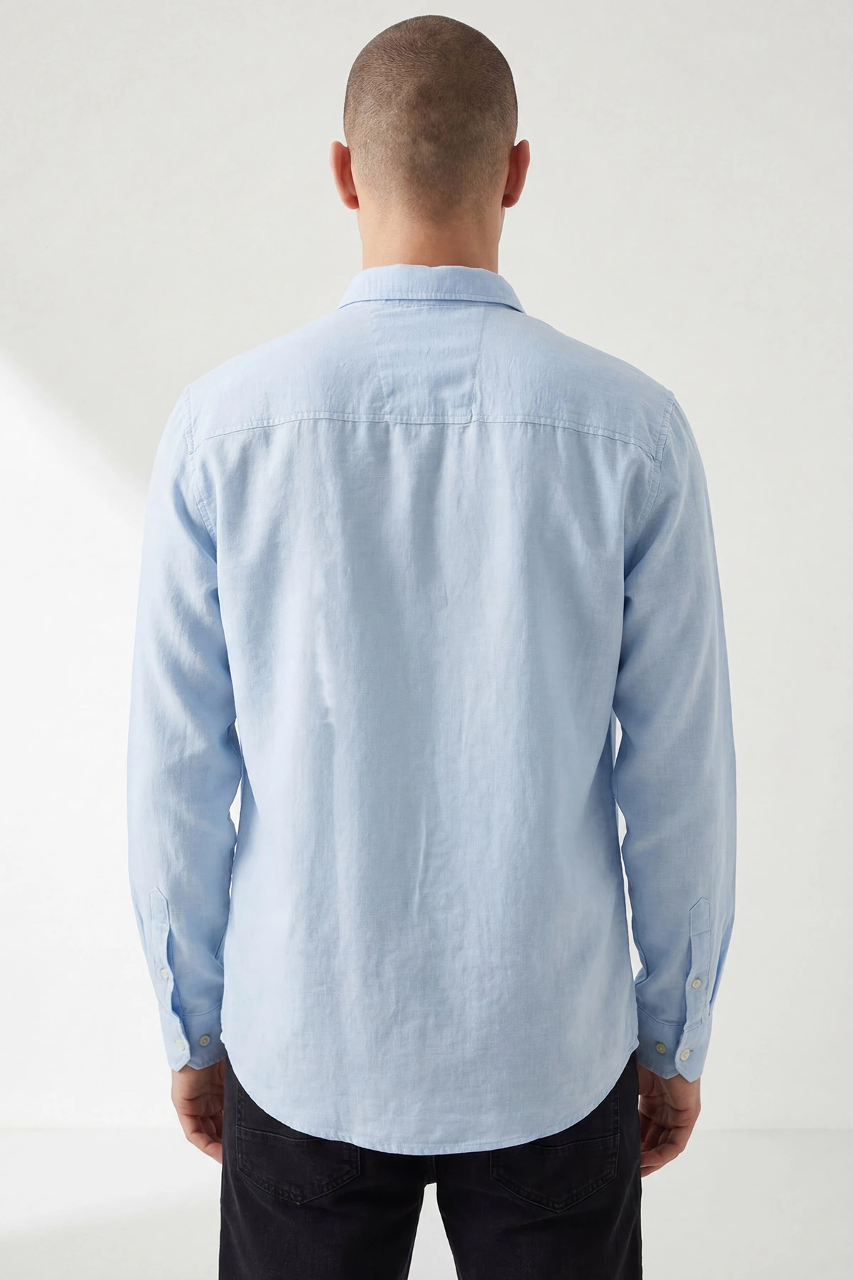 Bebe Mavisi Relaxed Fit Keten Ata Yaka Erkek Gömlek 445669