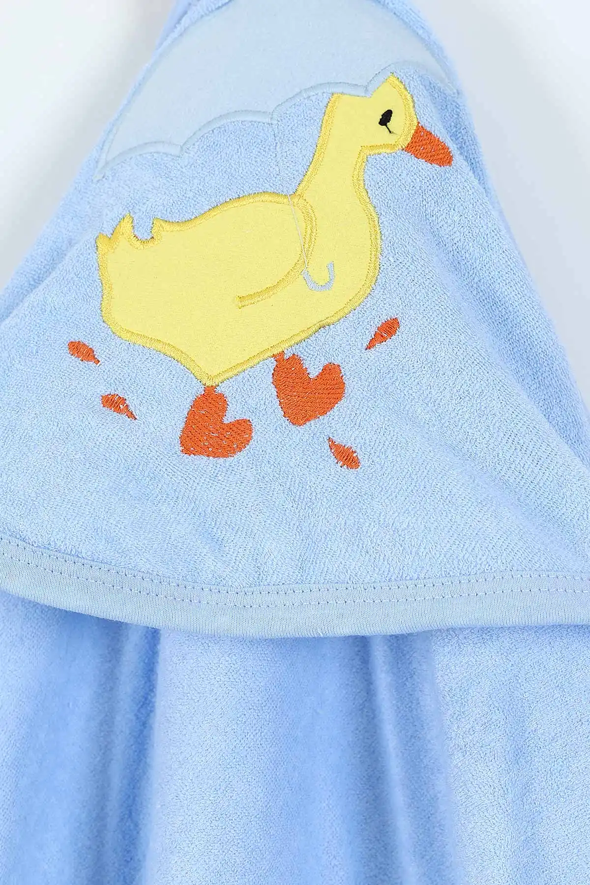 Bebe Mavisi Şemsiyeli Ördek Nakışlı Çift Katlı Erkek Bebek Silgi Havlu 375513
