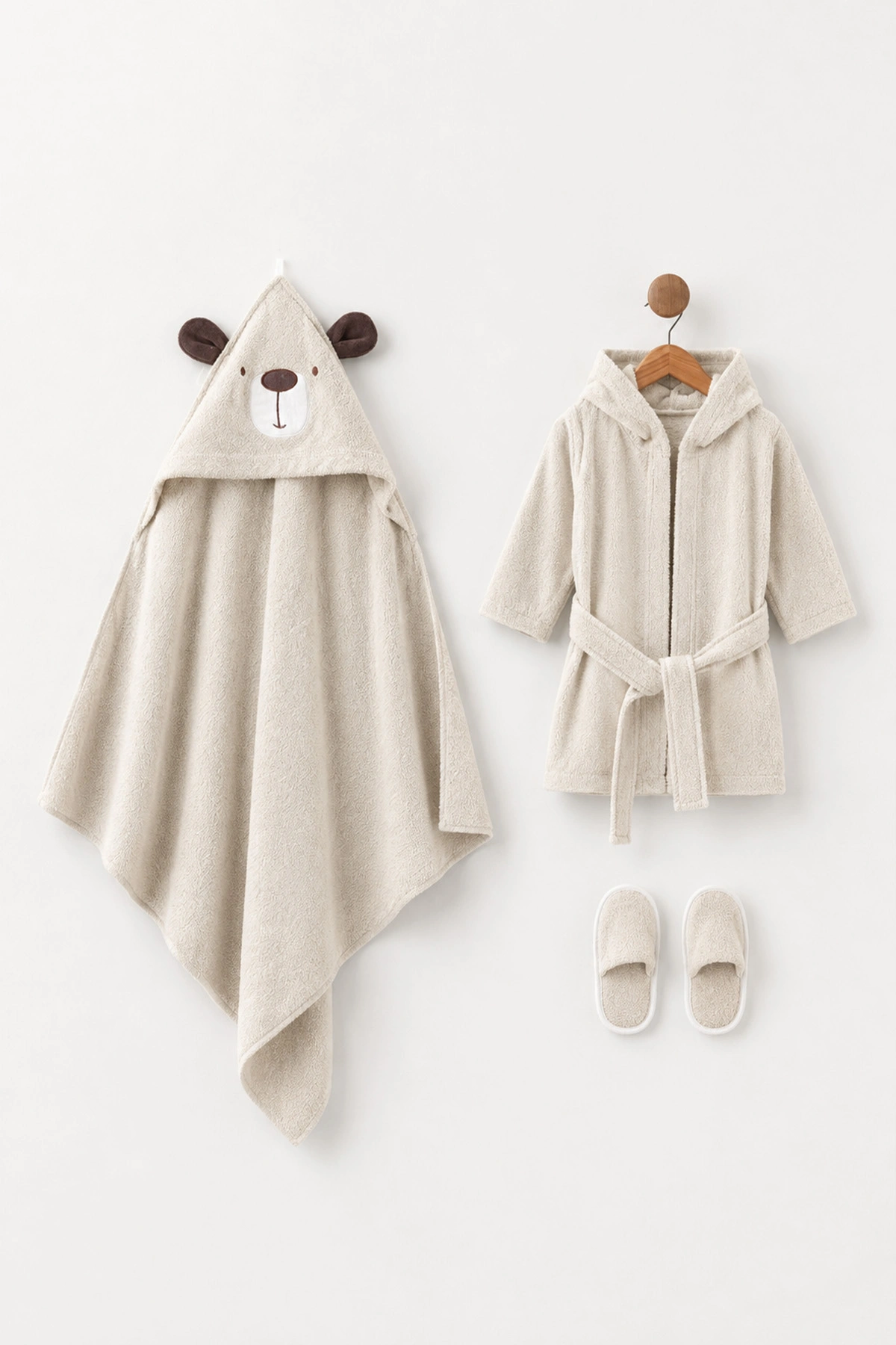 Bej (0-24 Ay) Ayı Nakışlı Unisex Bebek Bornoz Seti 476659