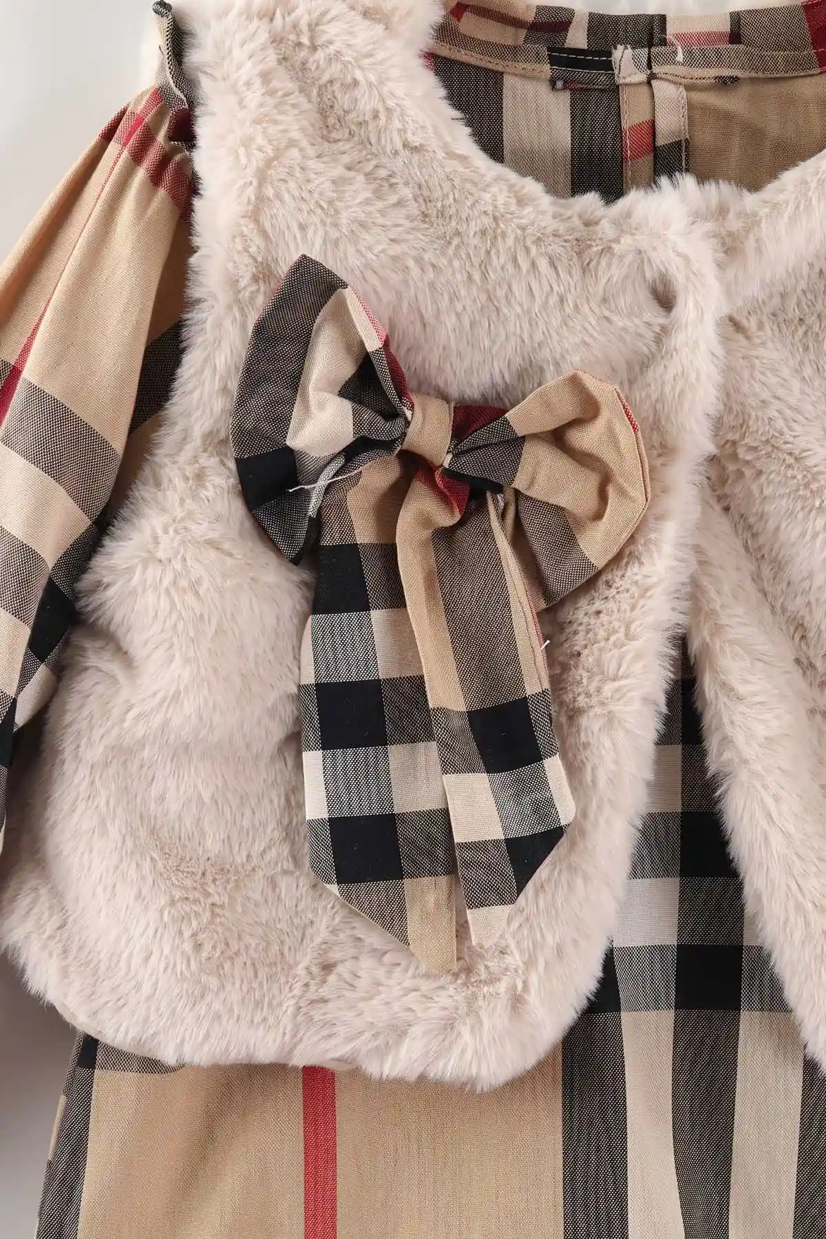 Bej (1-5 Yaş) Fırfırlı Peluş Yelekli Gabardin Etekli Kız Çocuk 3'lü Takım 473410