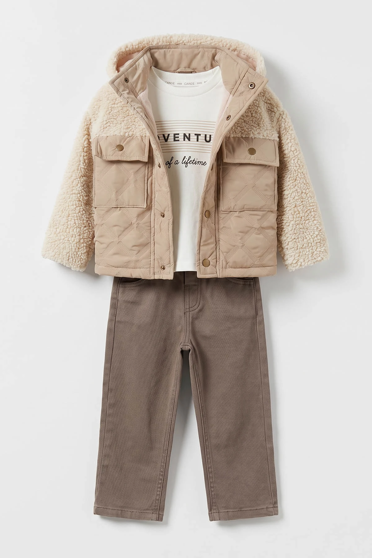 Bej (2-6 Yaş) Baskılı Badili Gabardin Pantolonlu ve Montlu Erkek Çocuk 3'lü Takım 499753