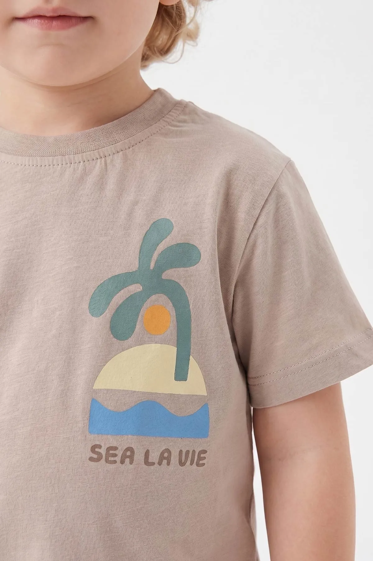 Bej (6-12 Ay-3-4 Yaş)  Sea La Vie Baskılı   Tişörtlü ve Şortlu Erkek Çocuk Yazlık Takım 455232