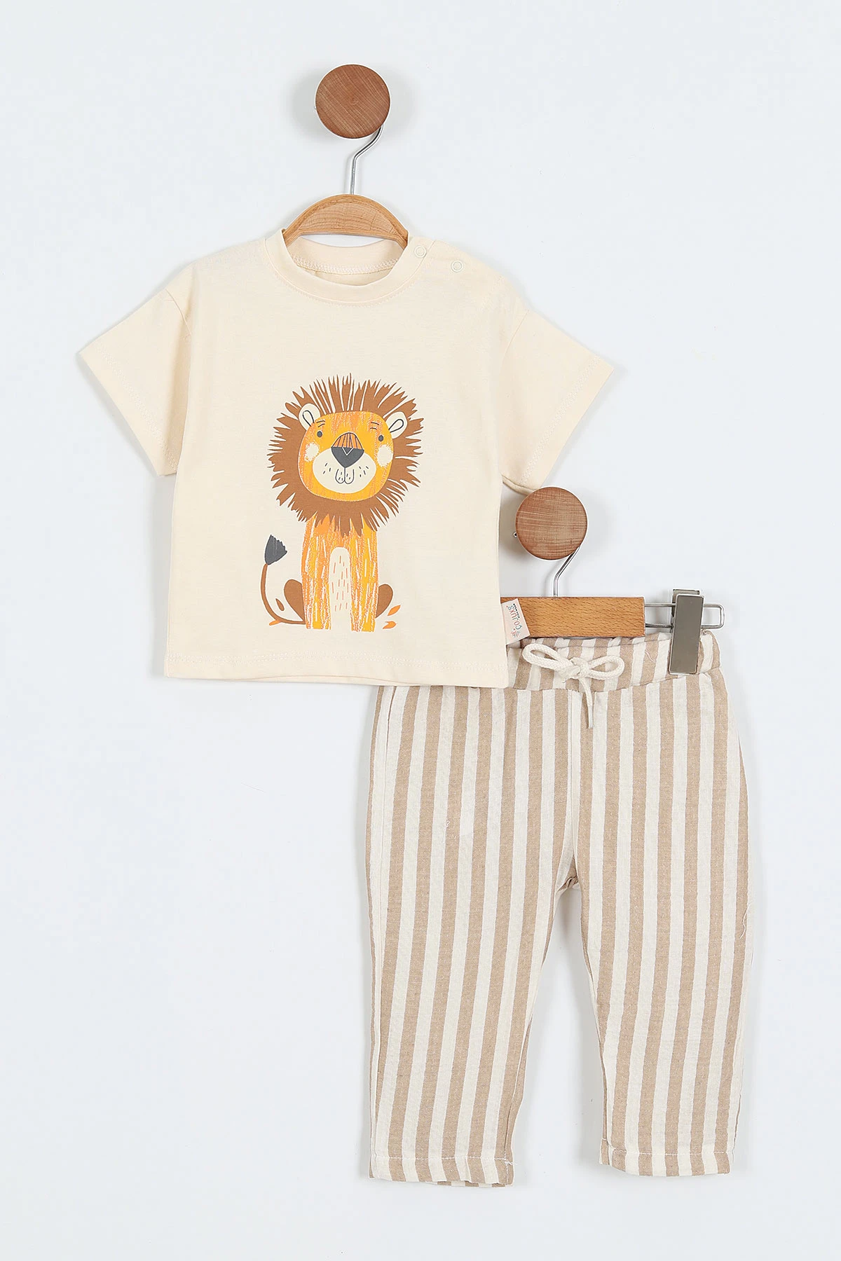 Bej (6-24 Ay)Aslan Baskılı Müslin Pantolonlu Erkek Bebek Takım 357049