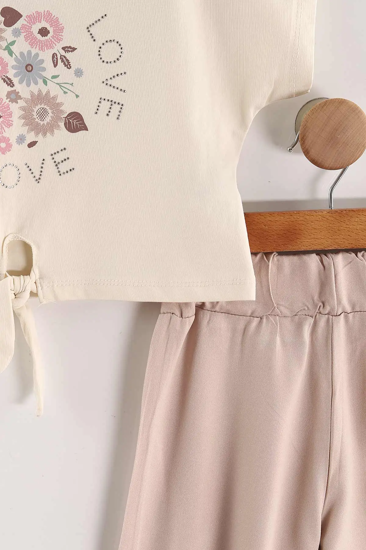Bej (6-9 Yaş)Love Taşlı Bağlamalı Belmando Bol Paça Pantolonlu Kız Çocuk Takım 436480