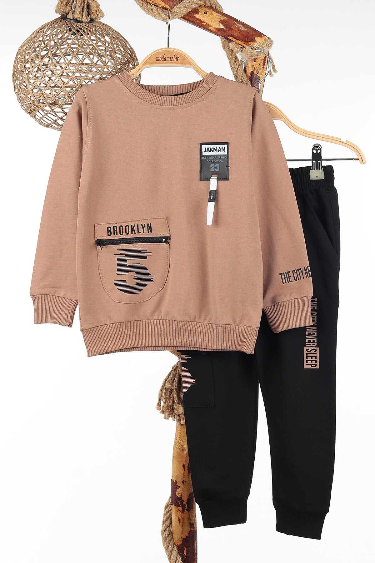 Bej (7-10 Yaş) Brooklyn Baskılı Erkek Çocuk Takım 142529