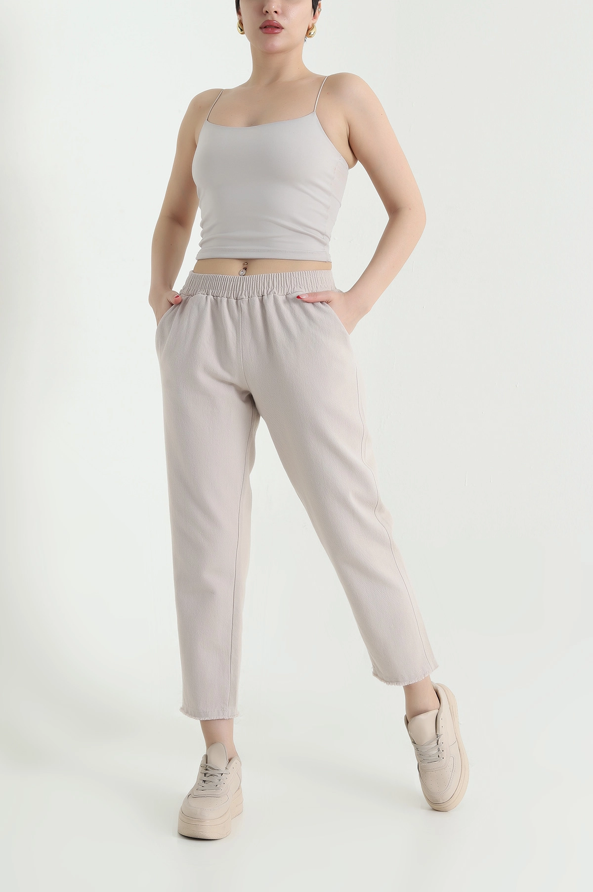 Bej Bel Lastikli Cep Detay Gabardin Kadın Pantolon 440779
