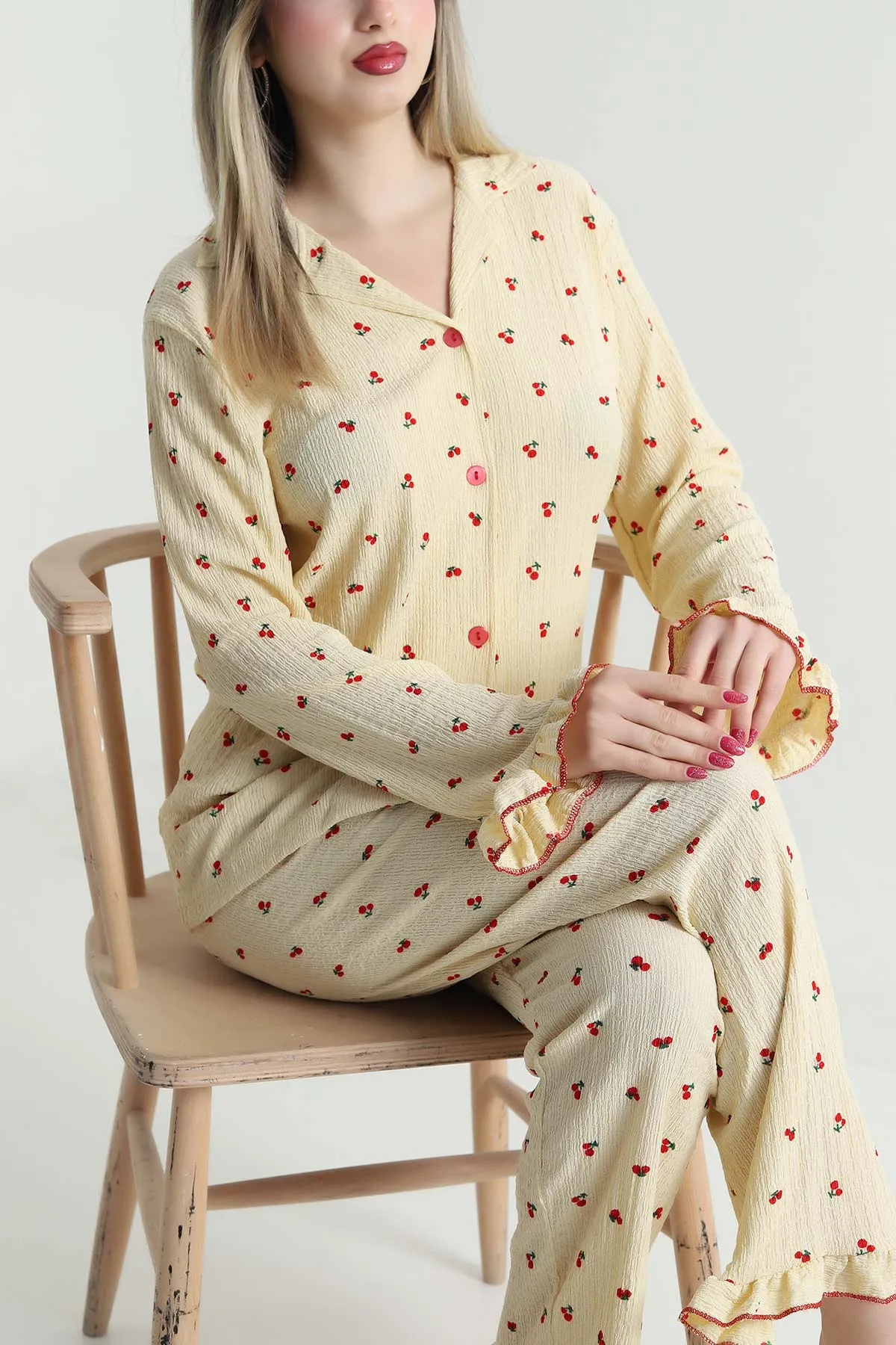 Bej Bürümcük Düğmeli Kadın Pijama Takımı 493646