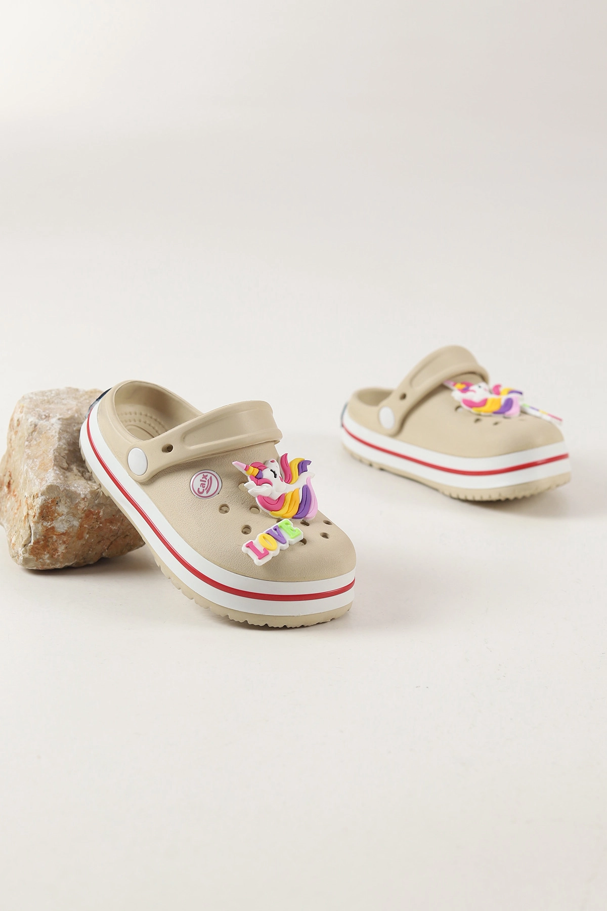 Bej Figürlü Kız Çocuk Sandalet 462429