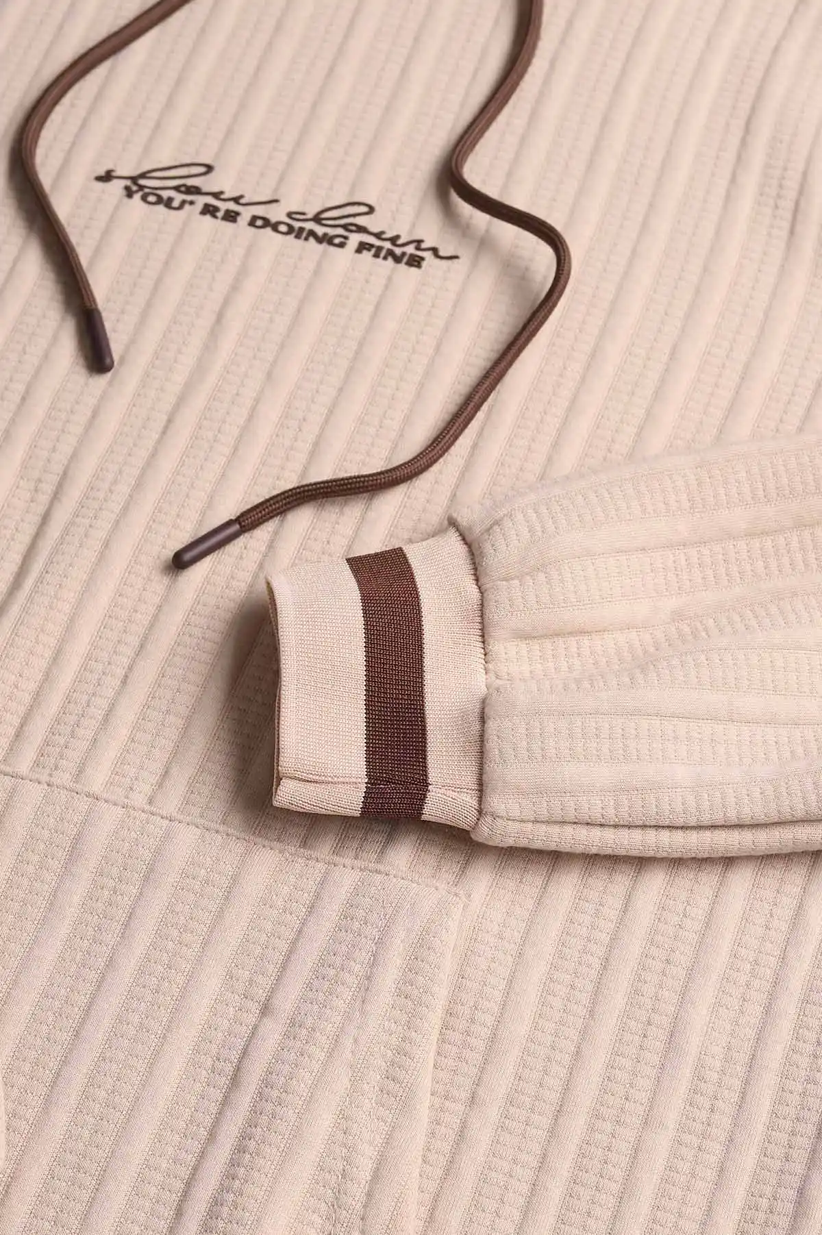 Bej Fitilli Yazı Detaylı Kapüşonlu Erkek Sweatshirt 396197