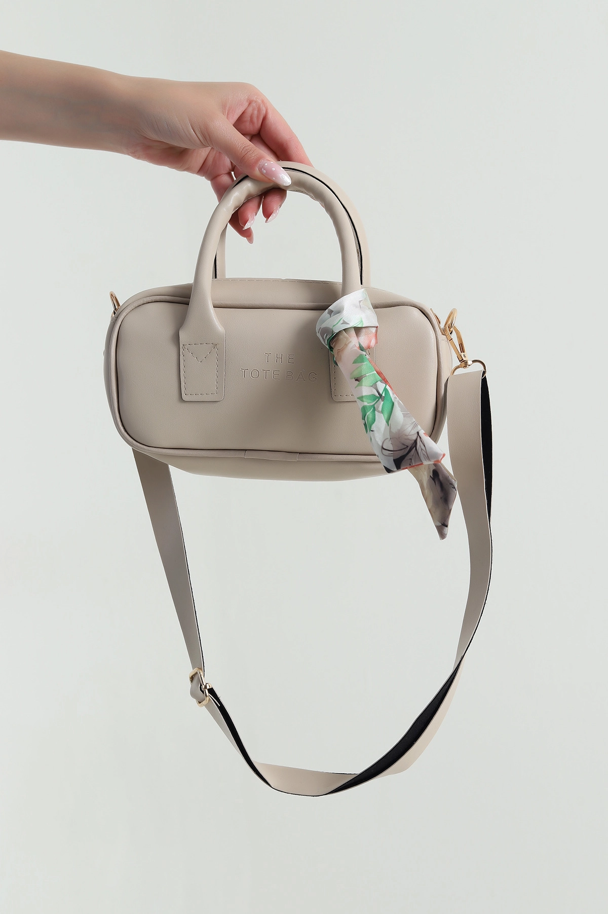 Bej Fular Detaylı Kadın El Kol ve Omuz Çantası 462656