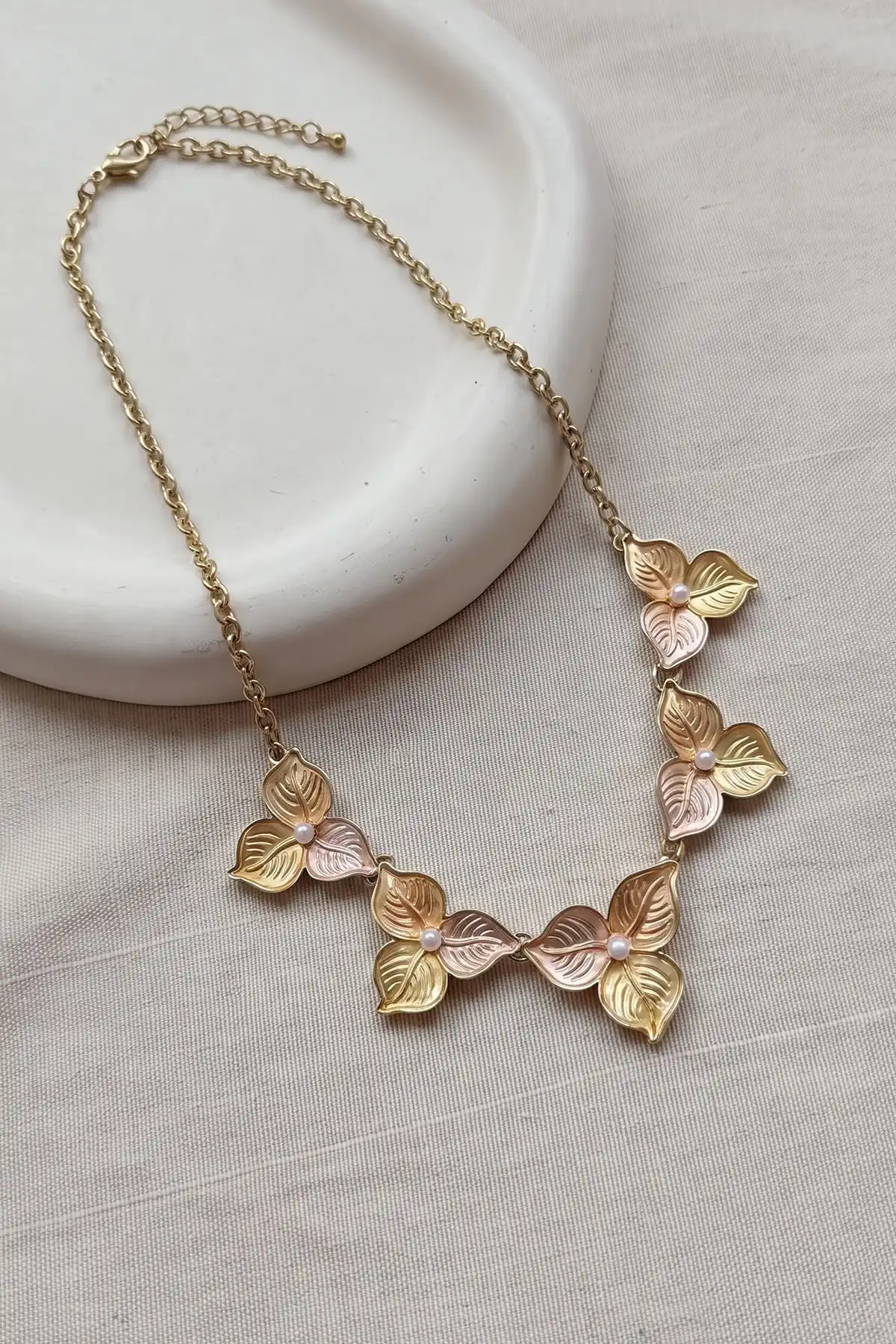 Bej Gold 3 Yaprak Model Kalın Zincir Kolye 477991