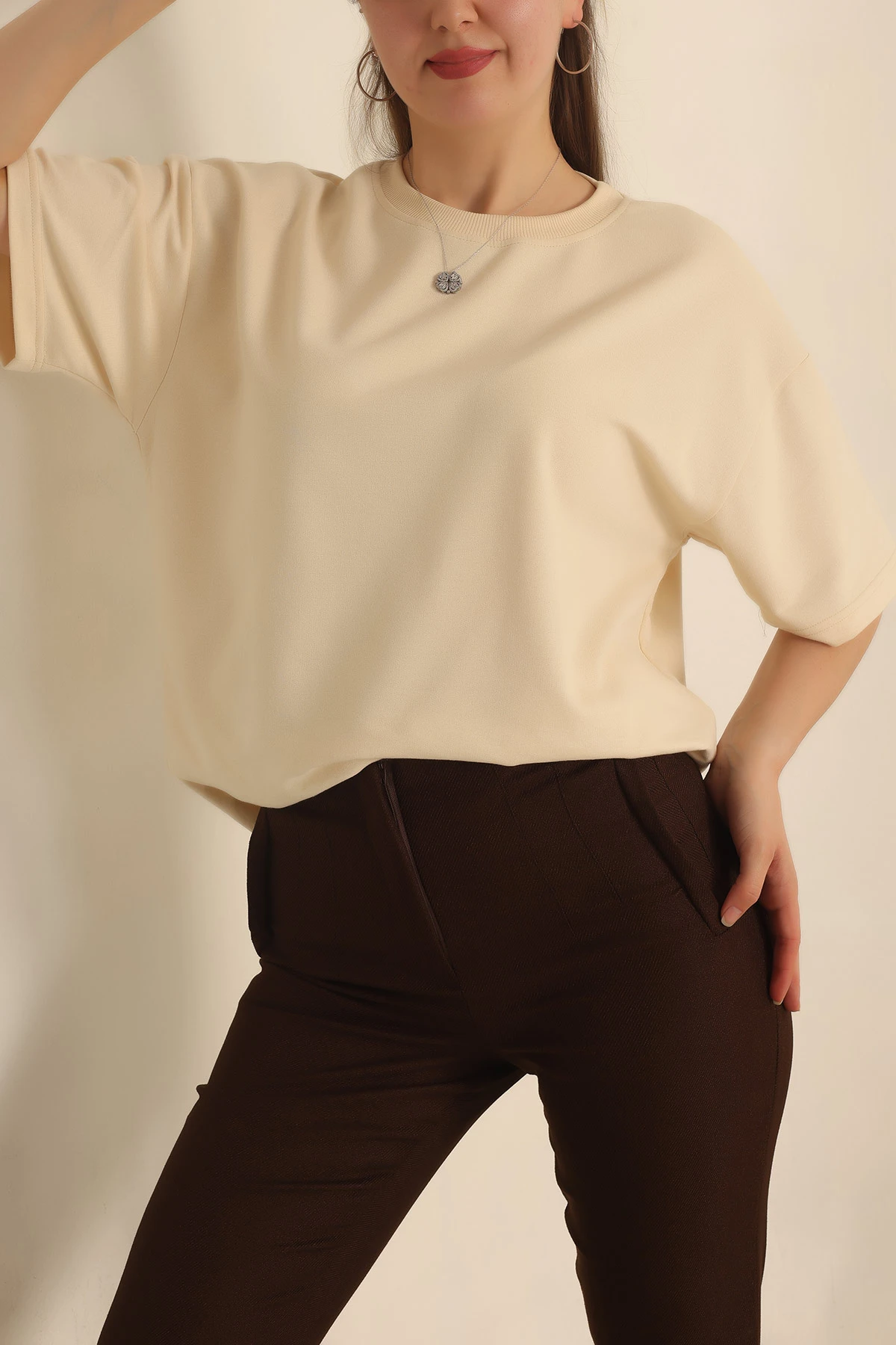 Bej İki İp Oversize Bayan Tişört 234376