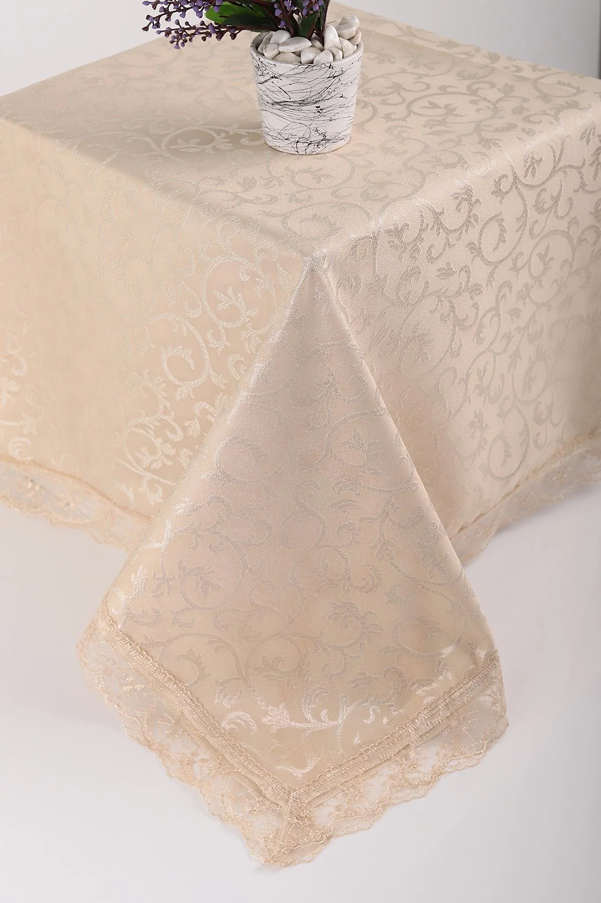 Bej KDK 160x220 Güpürlü Masa Örtüsü 352395