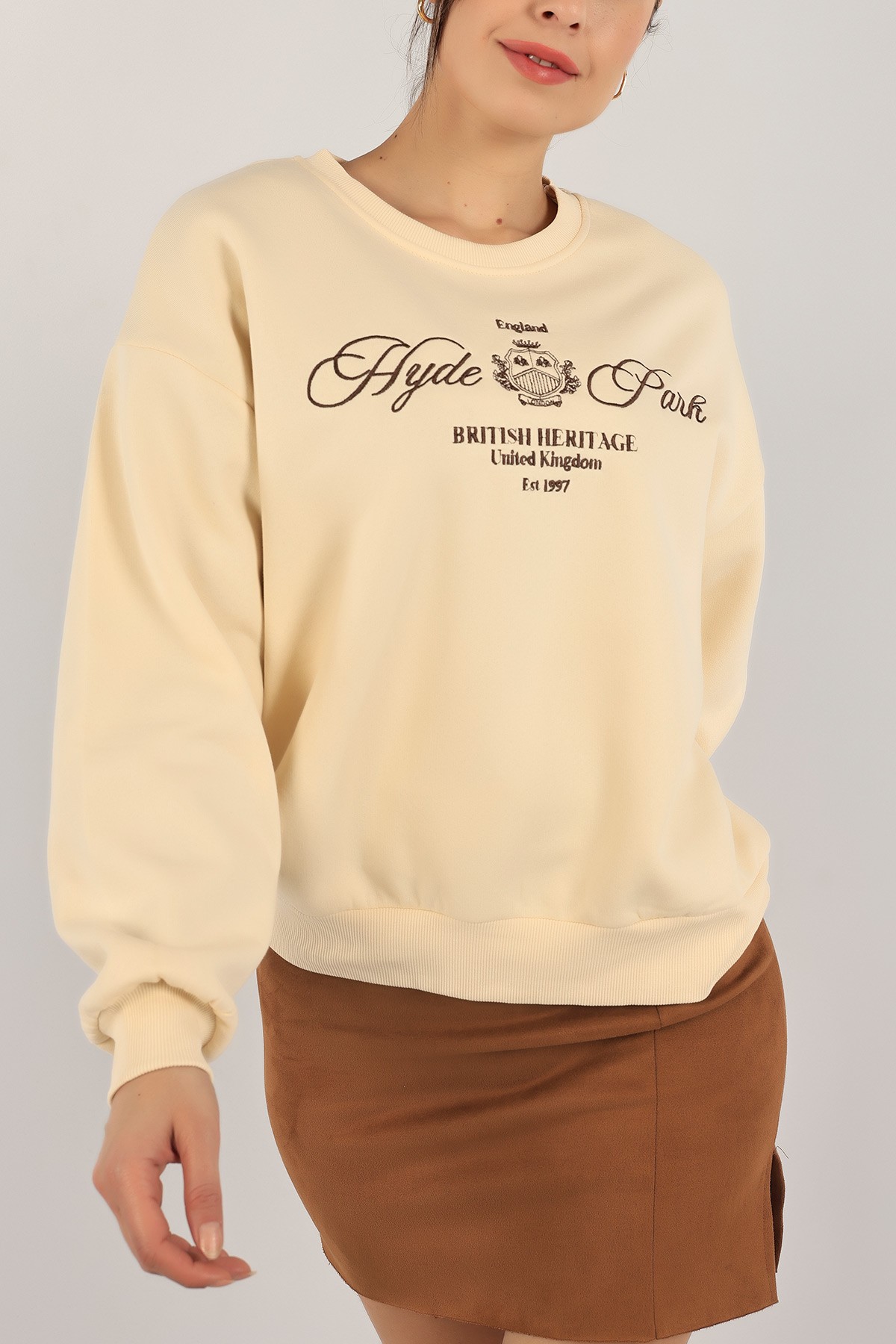 Bej Nakışlı Şardonlu Bayan Sweat 140508