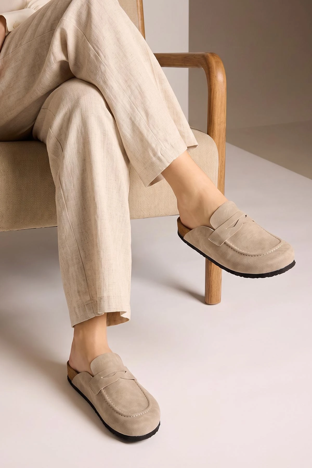 Bej Nubuk Kadın Loafer Terlik 500440