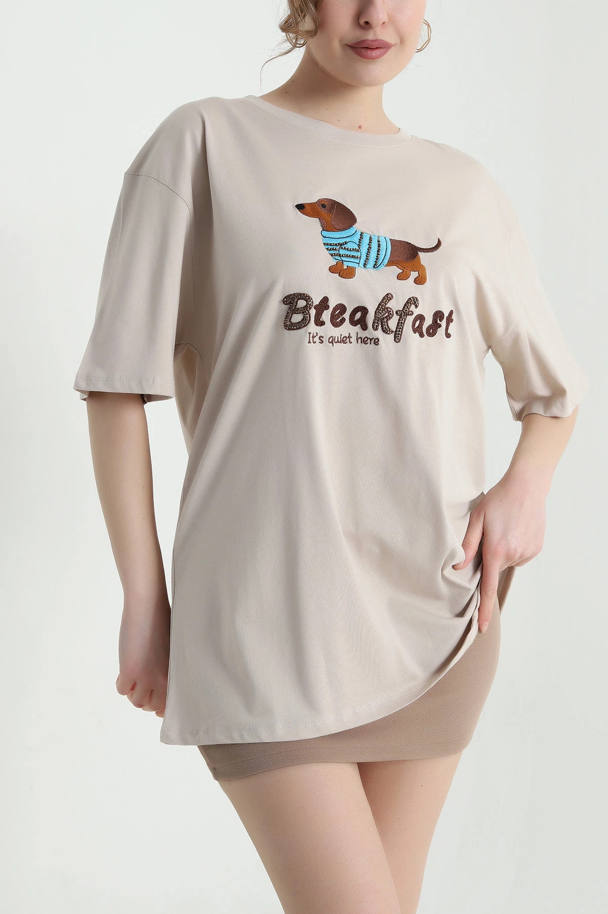 Bej Oversize Bisiklet Yaka Taşlı Süprem Kadın Tişört 447108