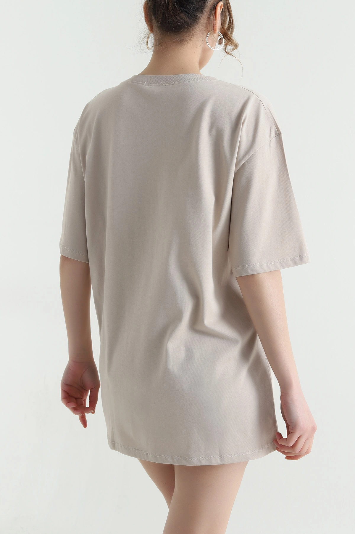 Bej Oversize Bisiklet Yaka Taşlı Süprem Kadın Tişört 447108
